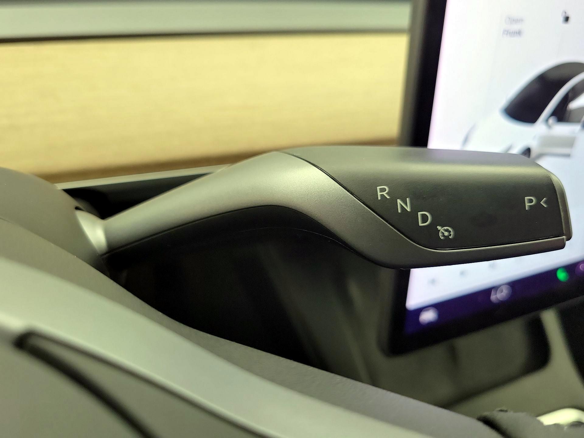 Thumbnail: 2021 Tesla Model 3 - 17