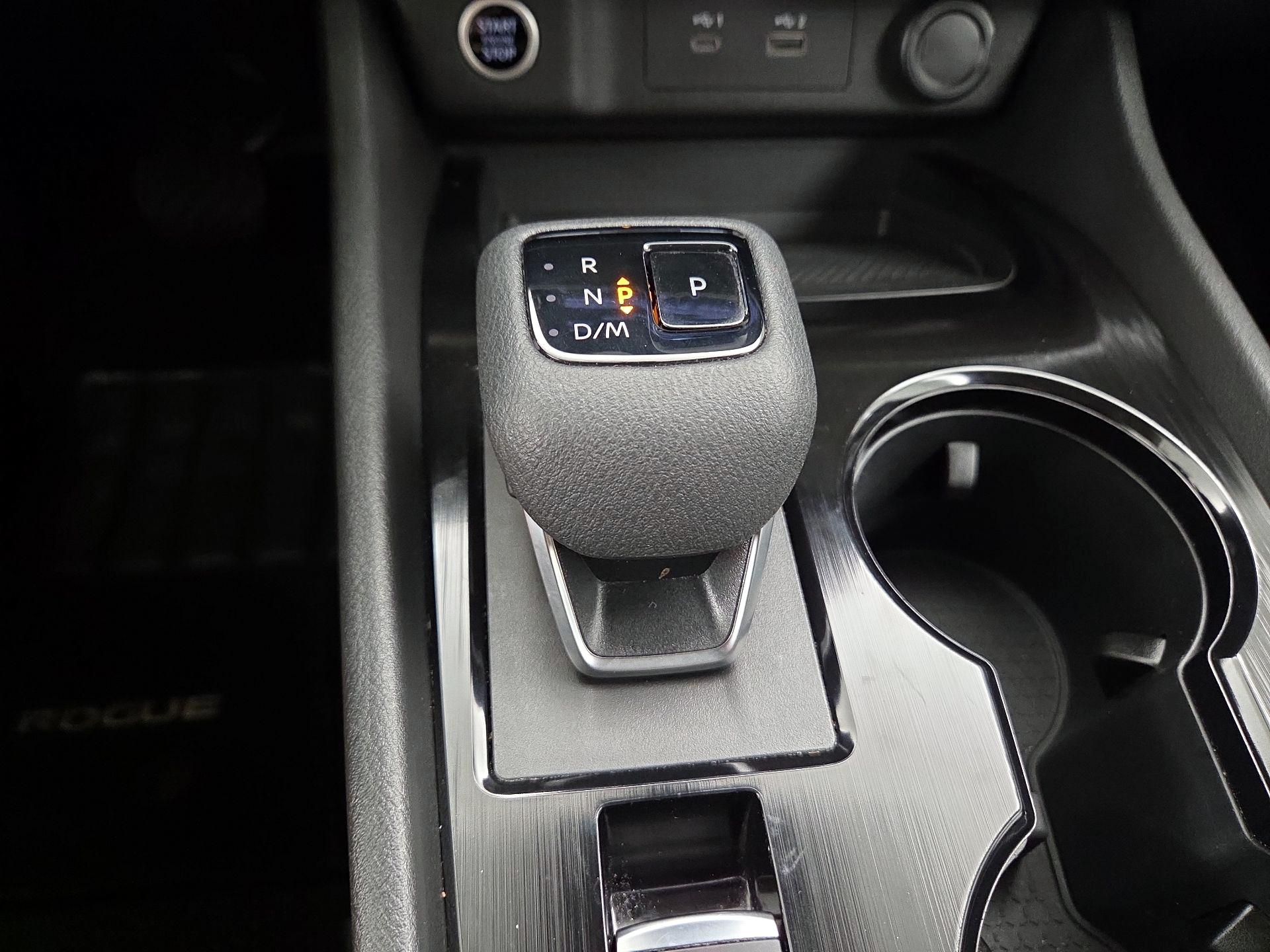 Thumbnail: 2021 Nissan Rogue - 17