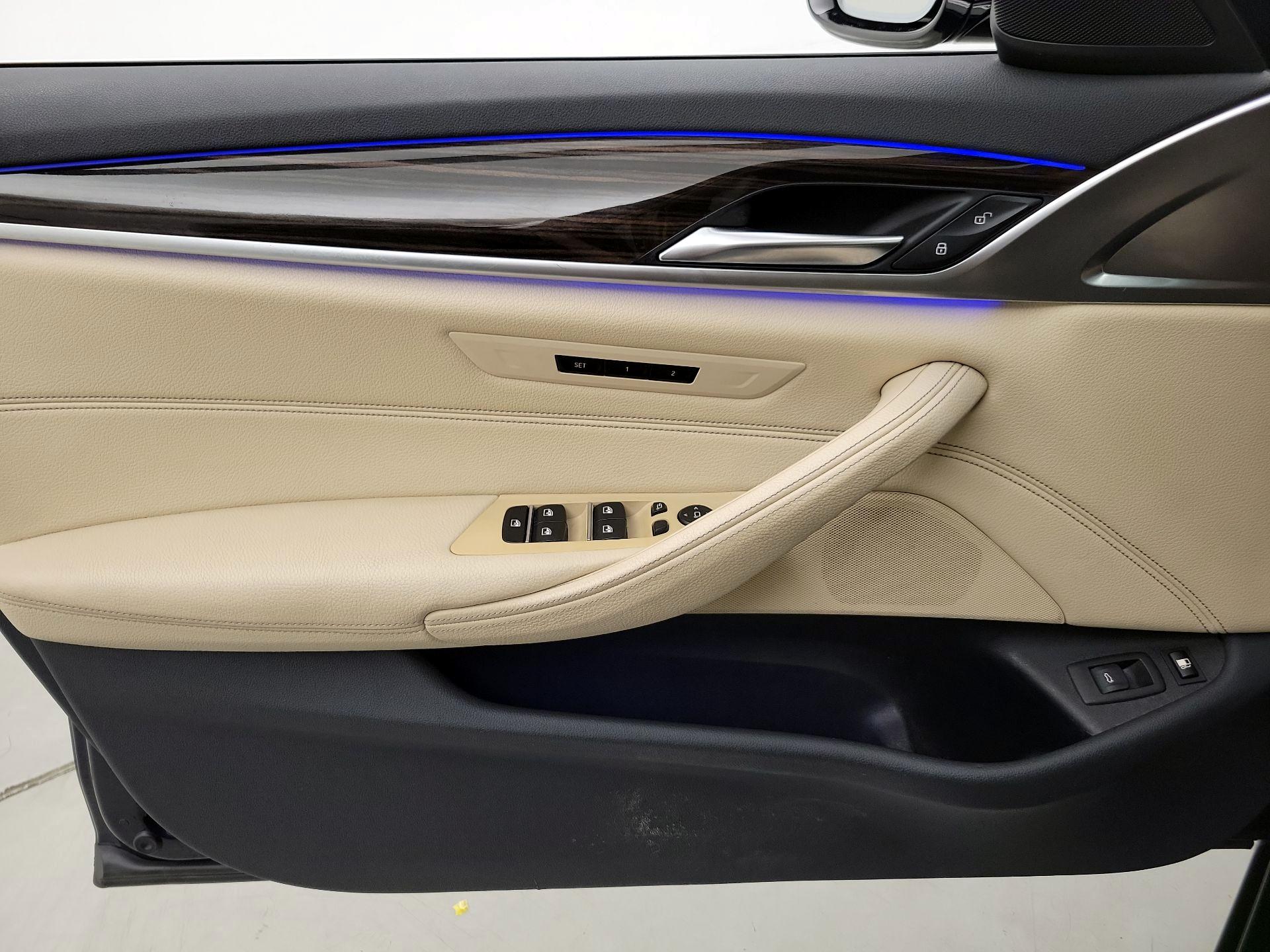 Thumbnail: 2018 BMW 5 Series - 12