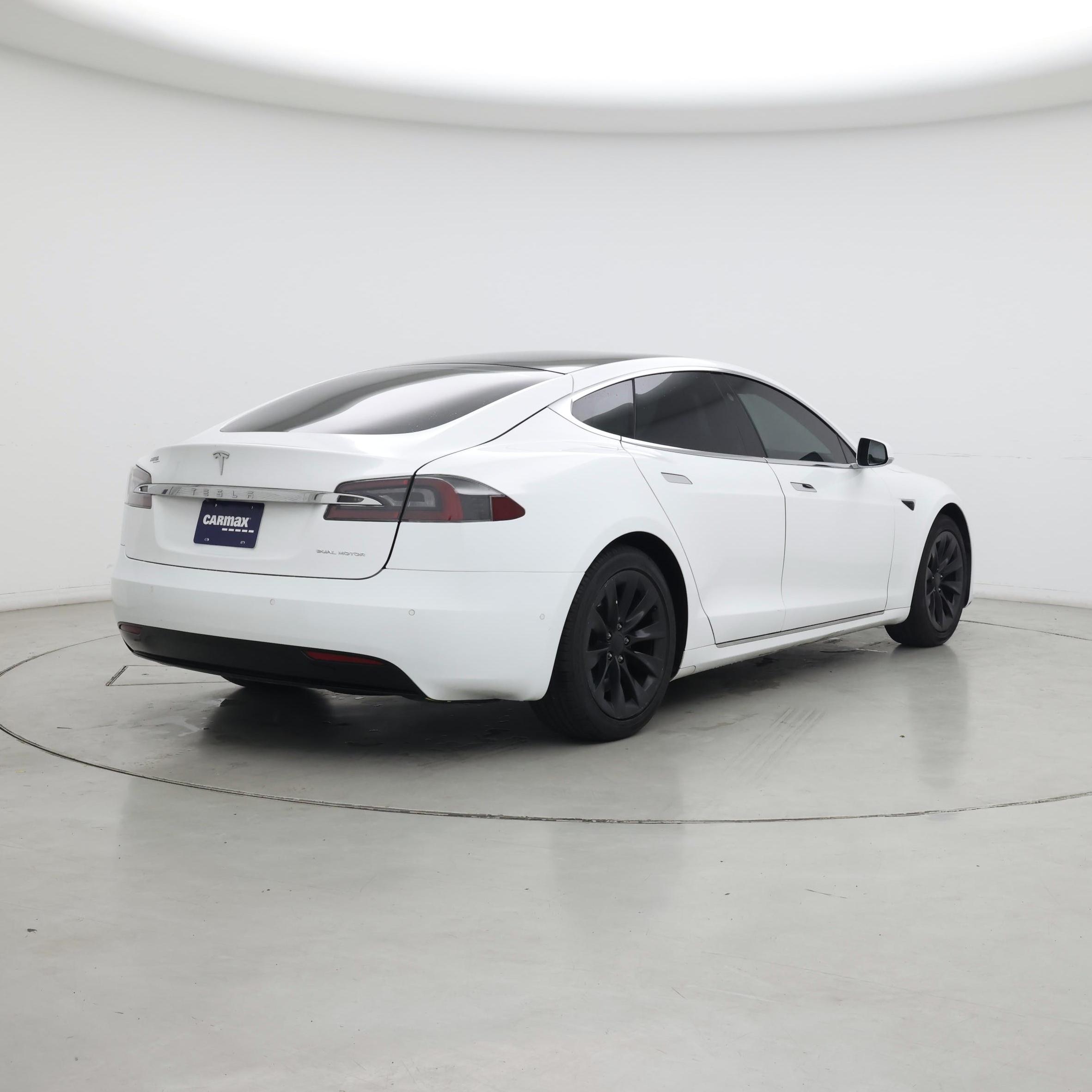 Thumbnail: 2019 Tesla Model S - 8