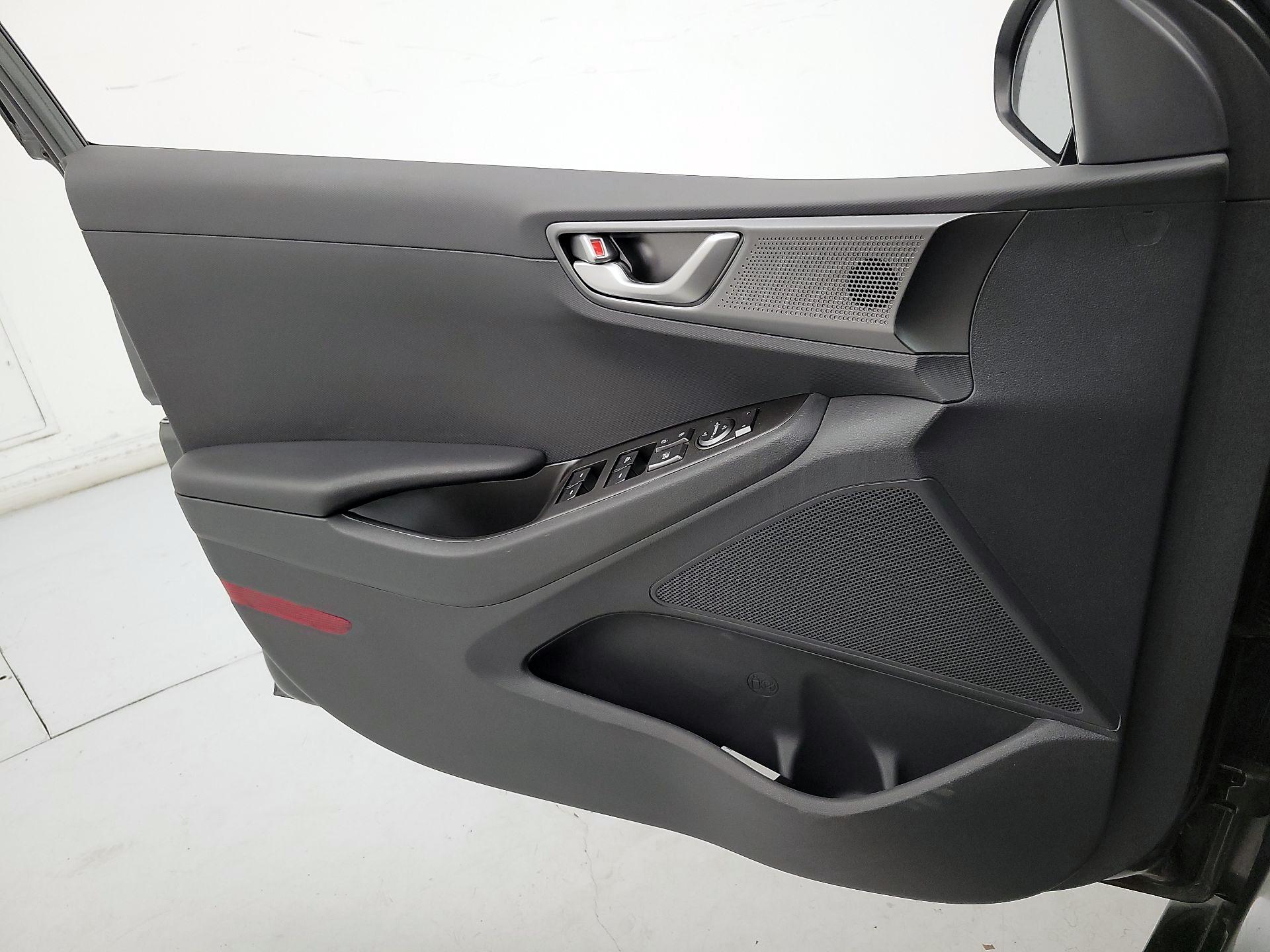 Thumbnail: 2021 Hyundai Ioniq - 12