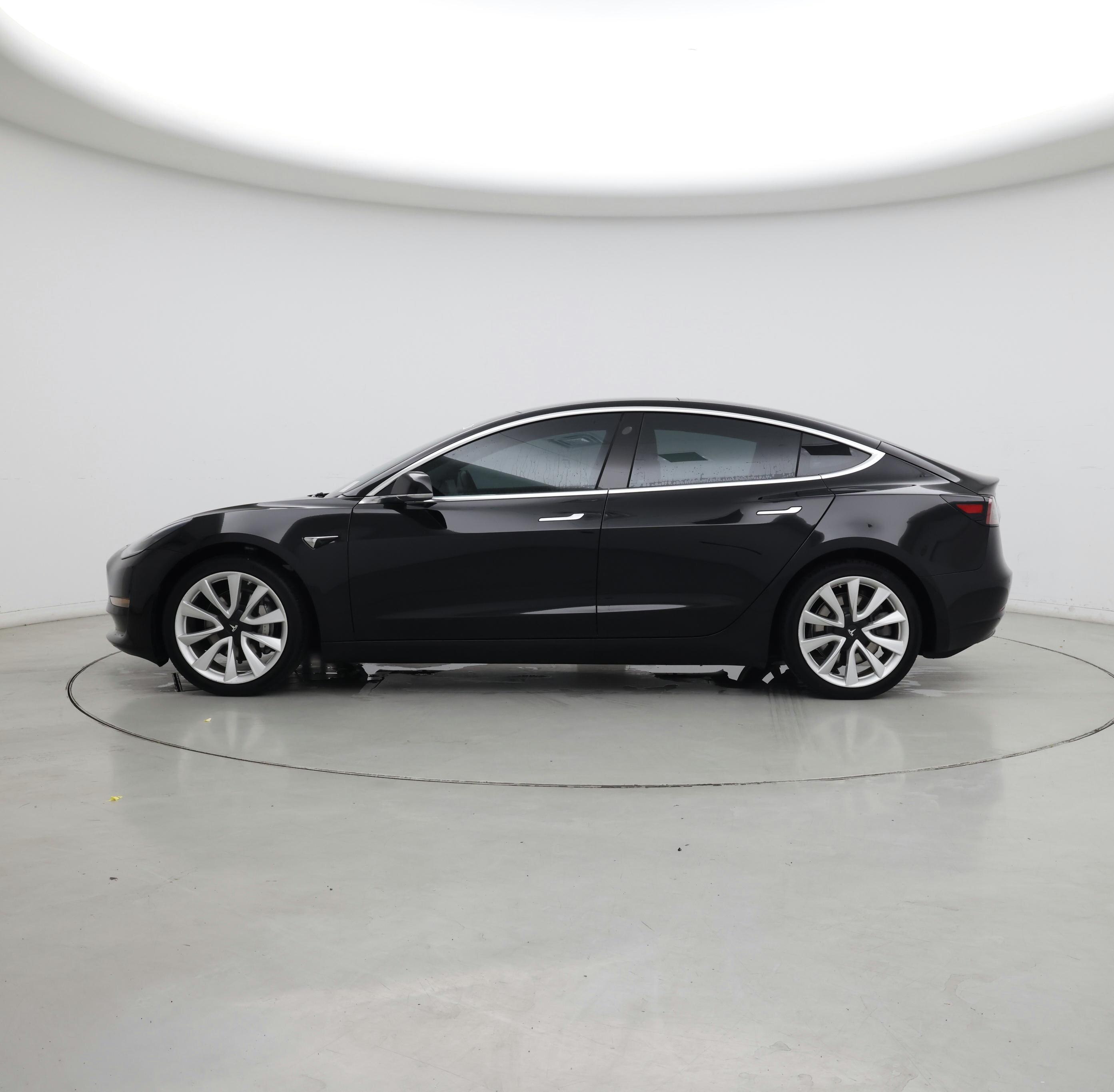 Thumbnail: 2019 Tesla Model 3 - 3