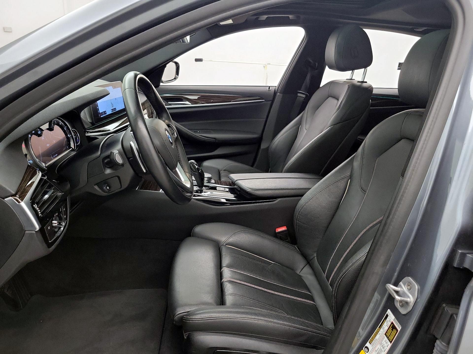 Thumbnail: 2018 BMW 5 Series - 11