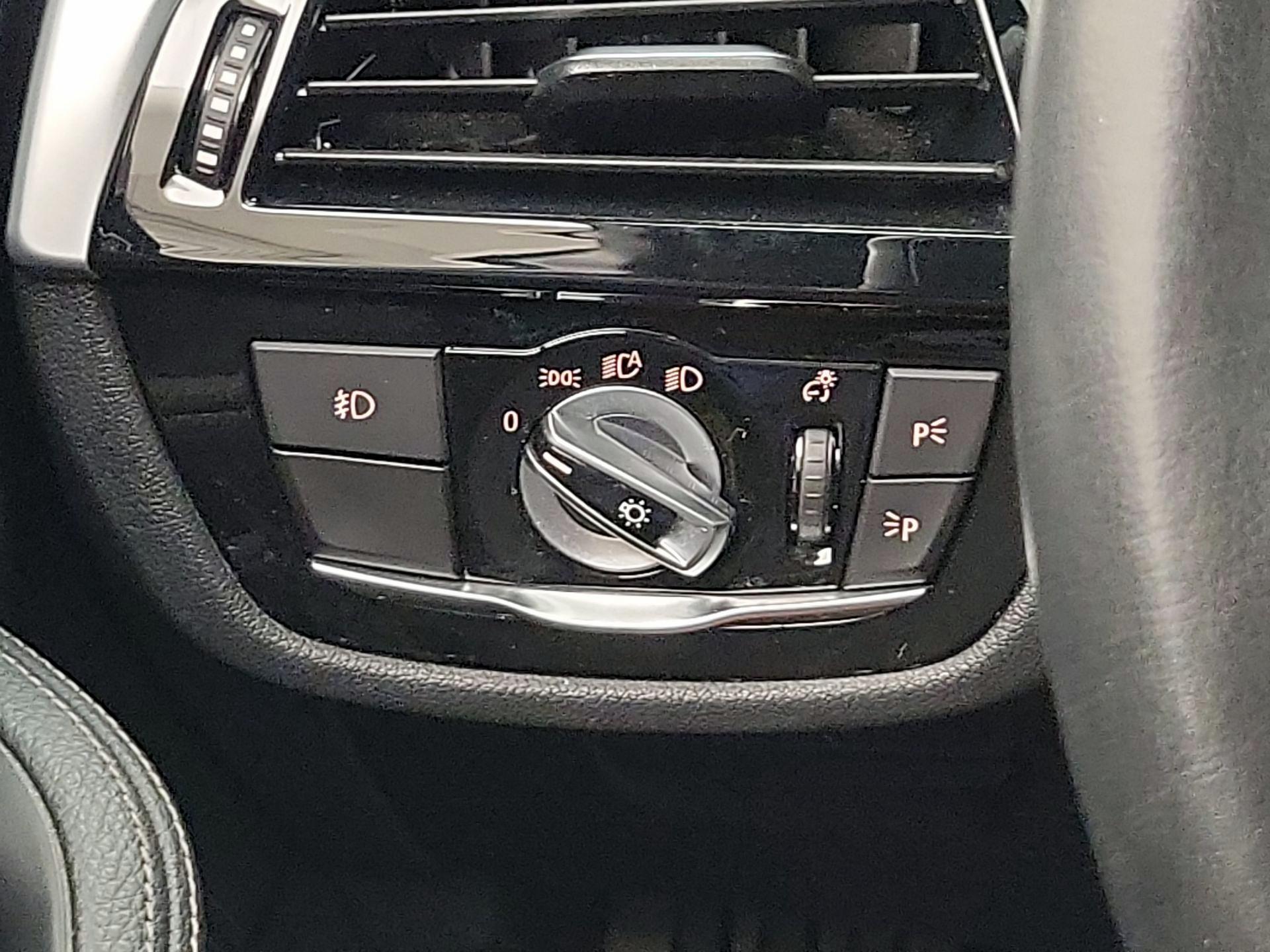 Thumbnail: 2018 BMW 5 Series - 13