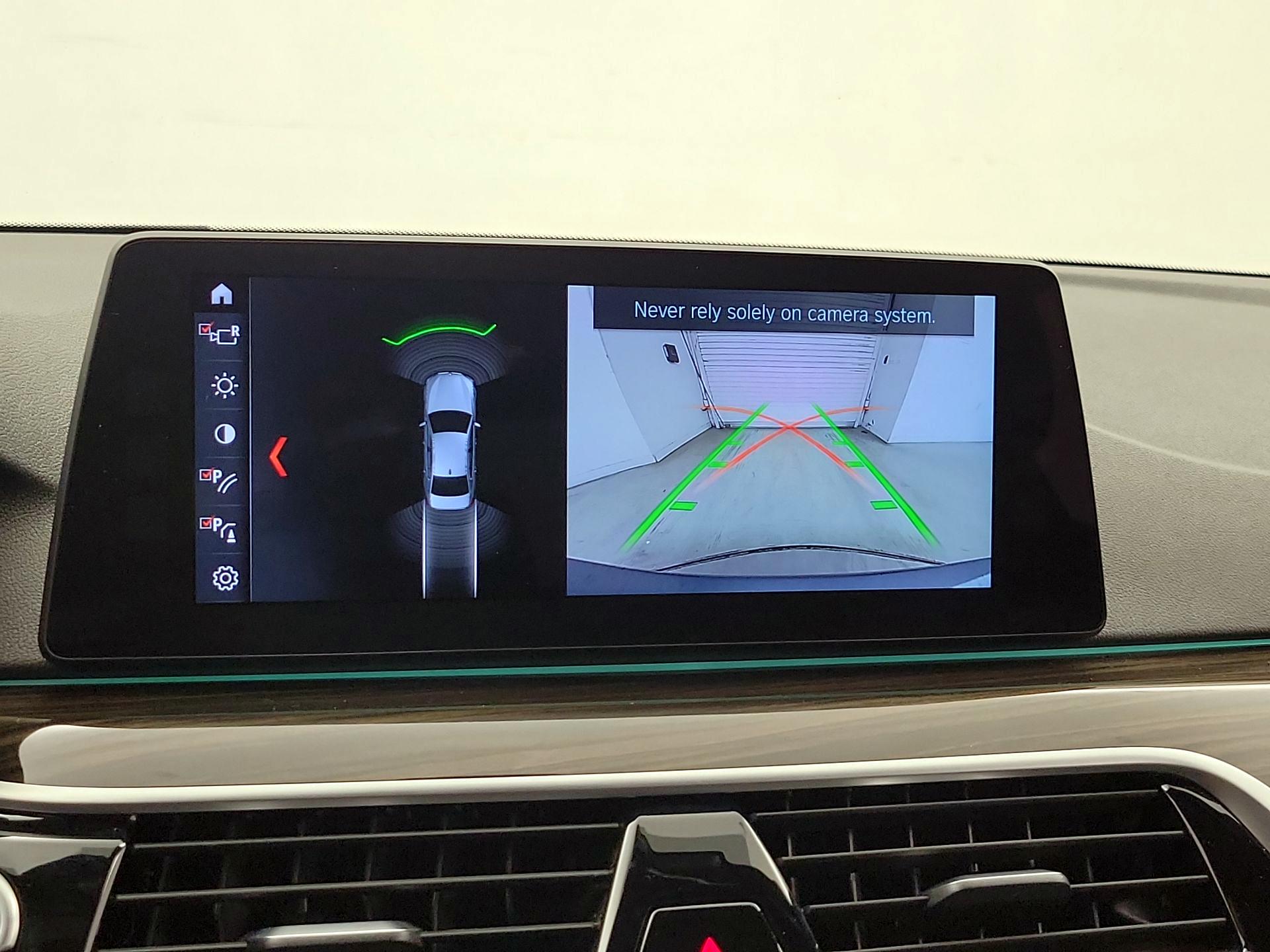 Thumbnail: 2018 BMW 5 Series - 15