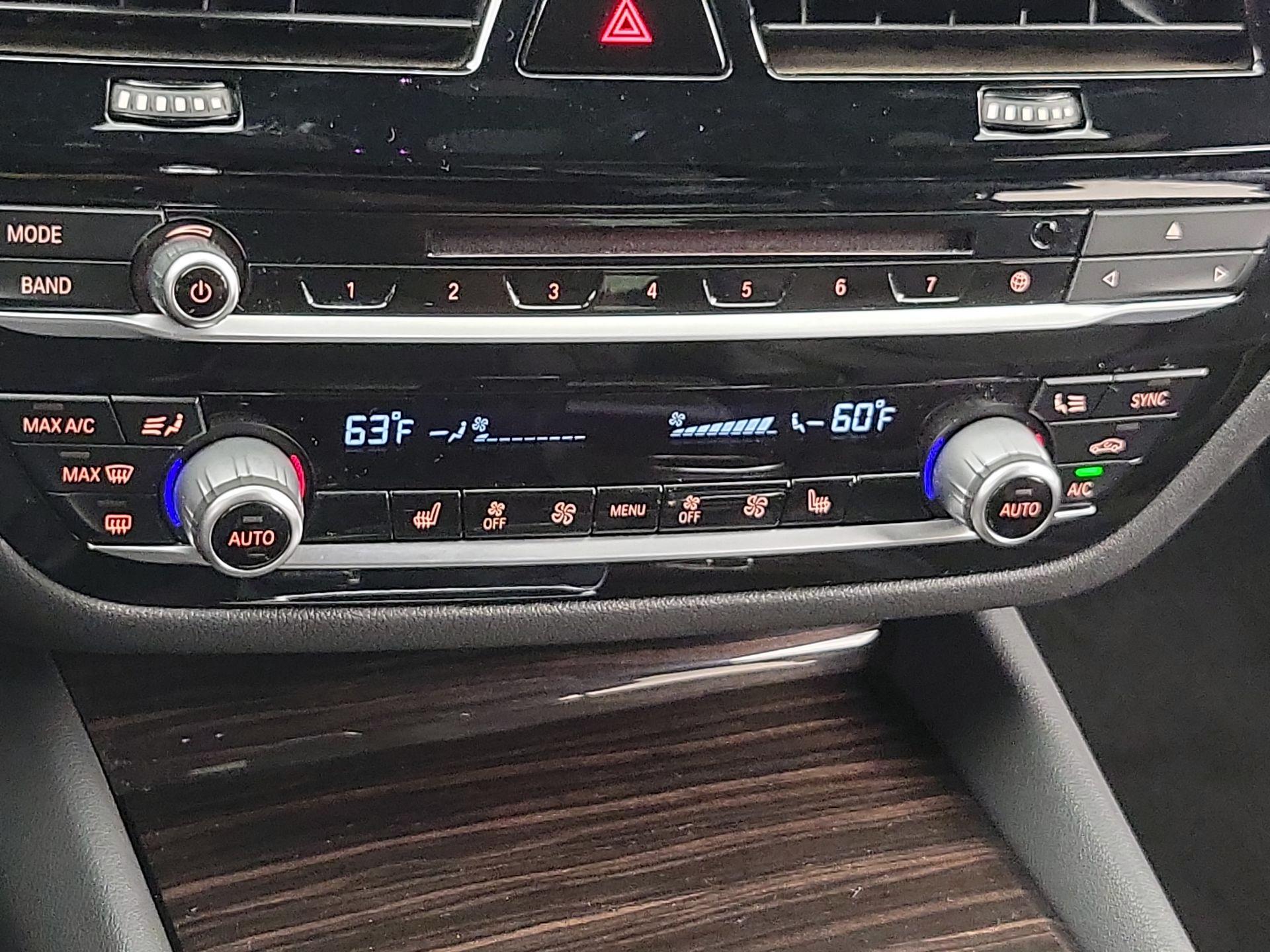 Thumbnail: 2018 BMW 5 Series - 17