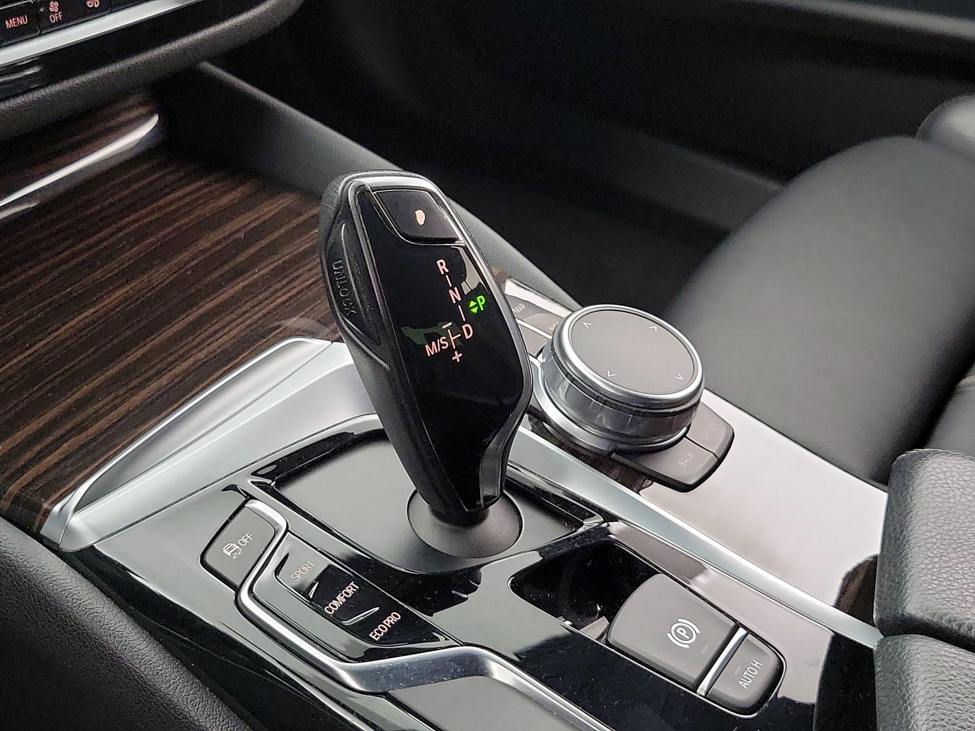 Thumbnail: 2018 BMW 5 Series - 18