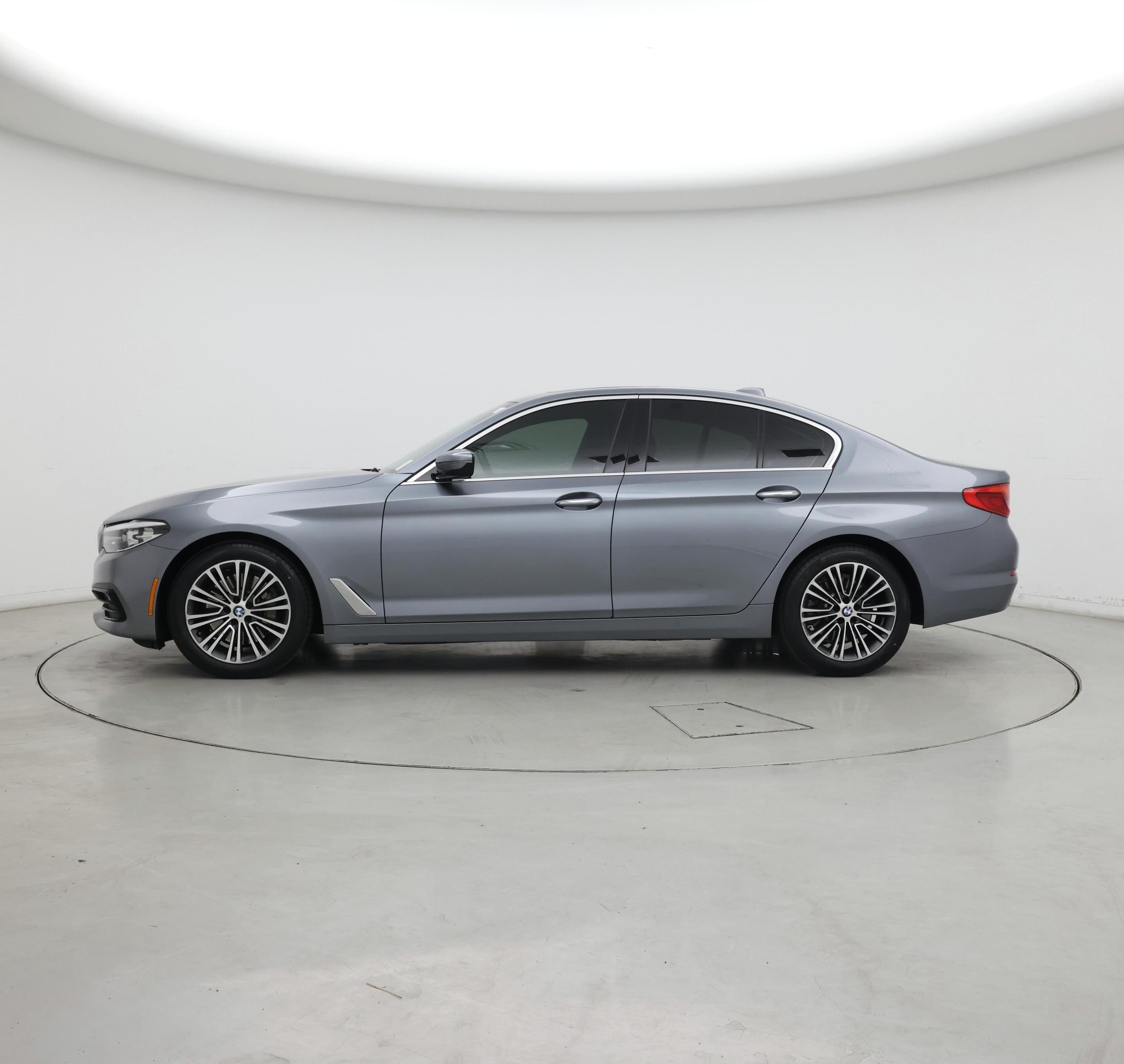Thumbnail: 2018 BMW 5 Series - 3