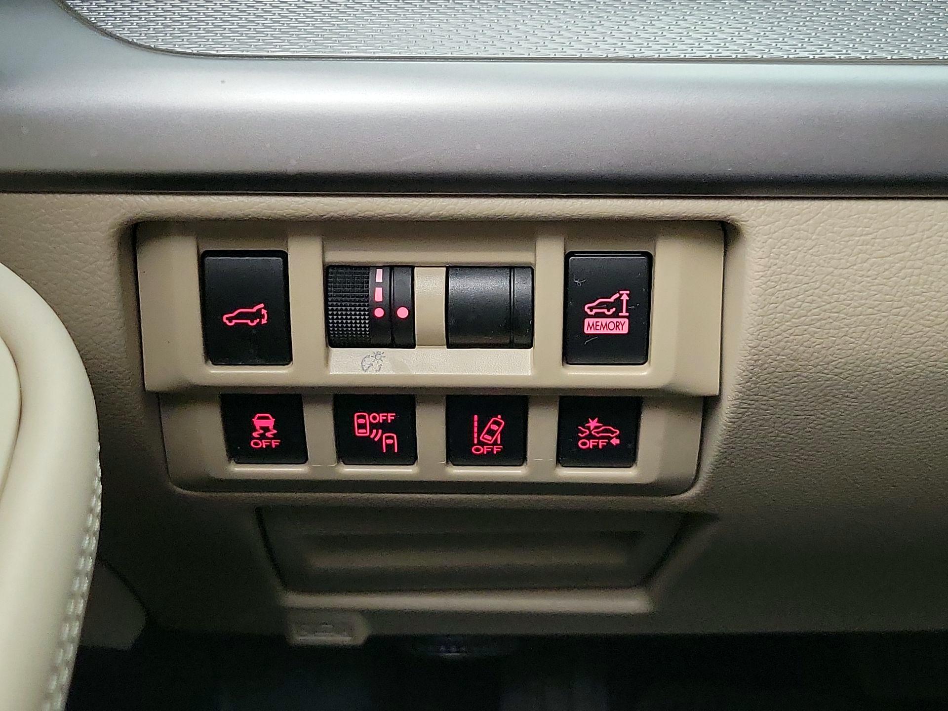 Thumbnail: 2018 Subaru Outback - 13