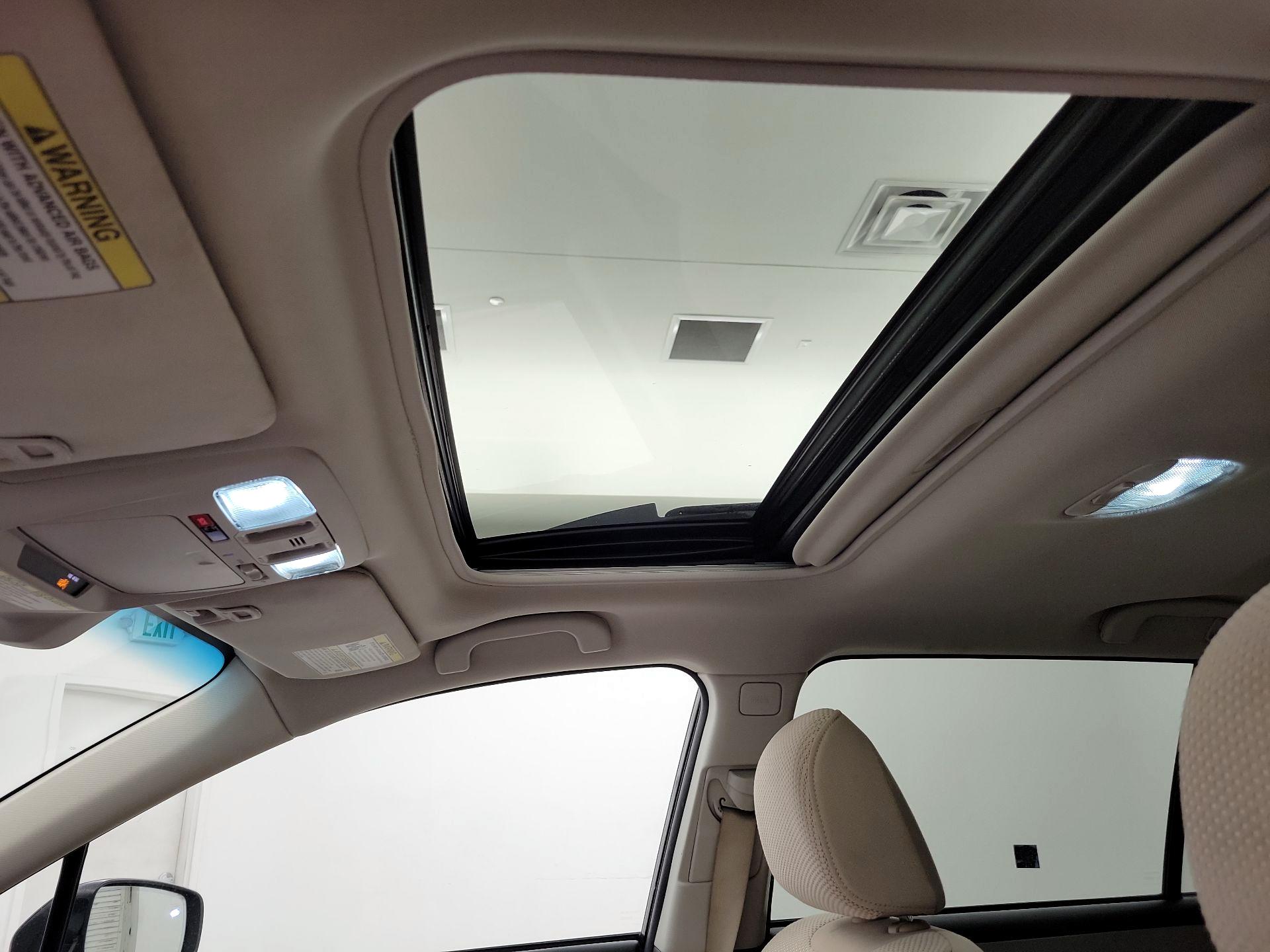 Thumbnail: 2018 Subaru Outback - 20