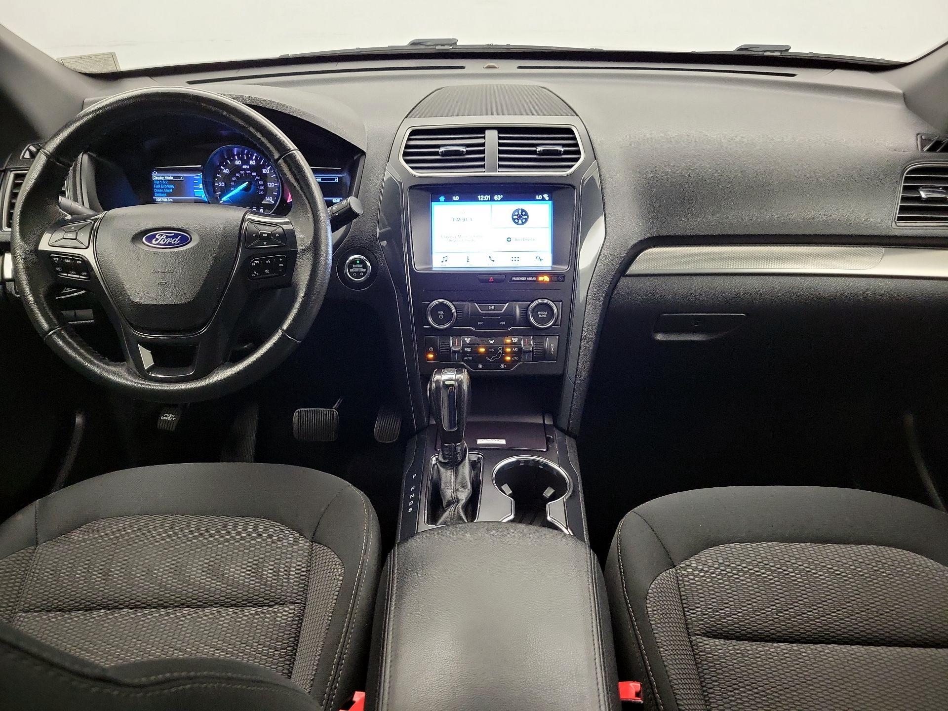 Thumbnail: 2018 Ford Explorer - 9