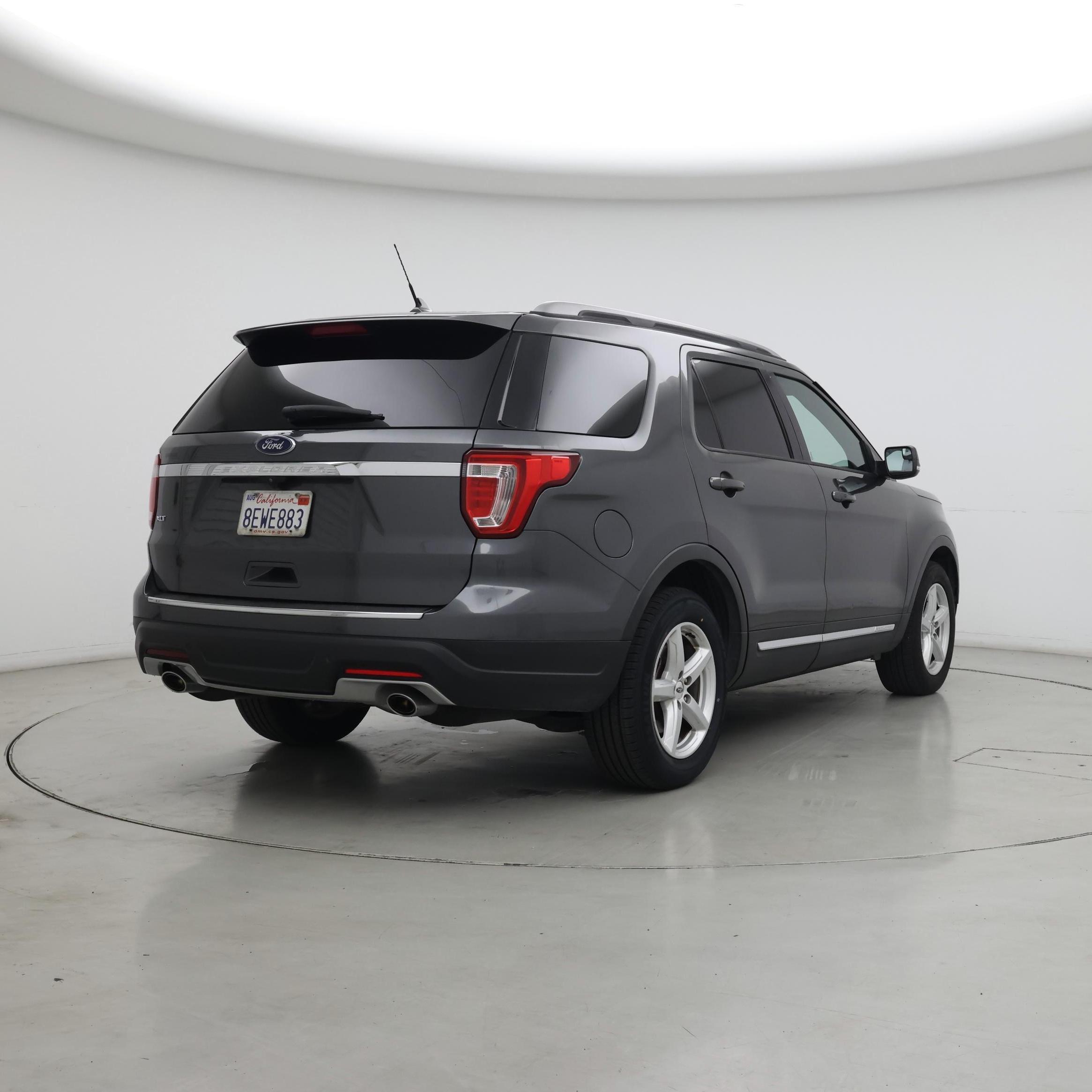 Thumbnail: 2018 Ford Explorer - 8