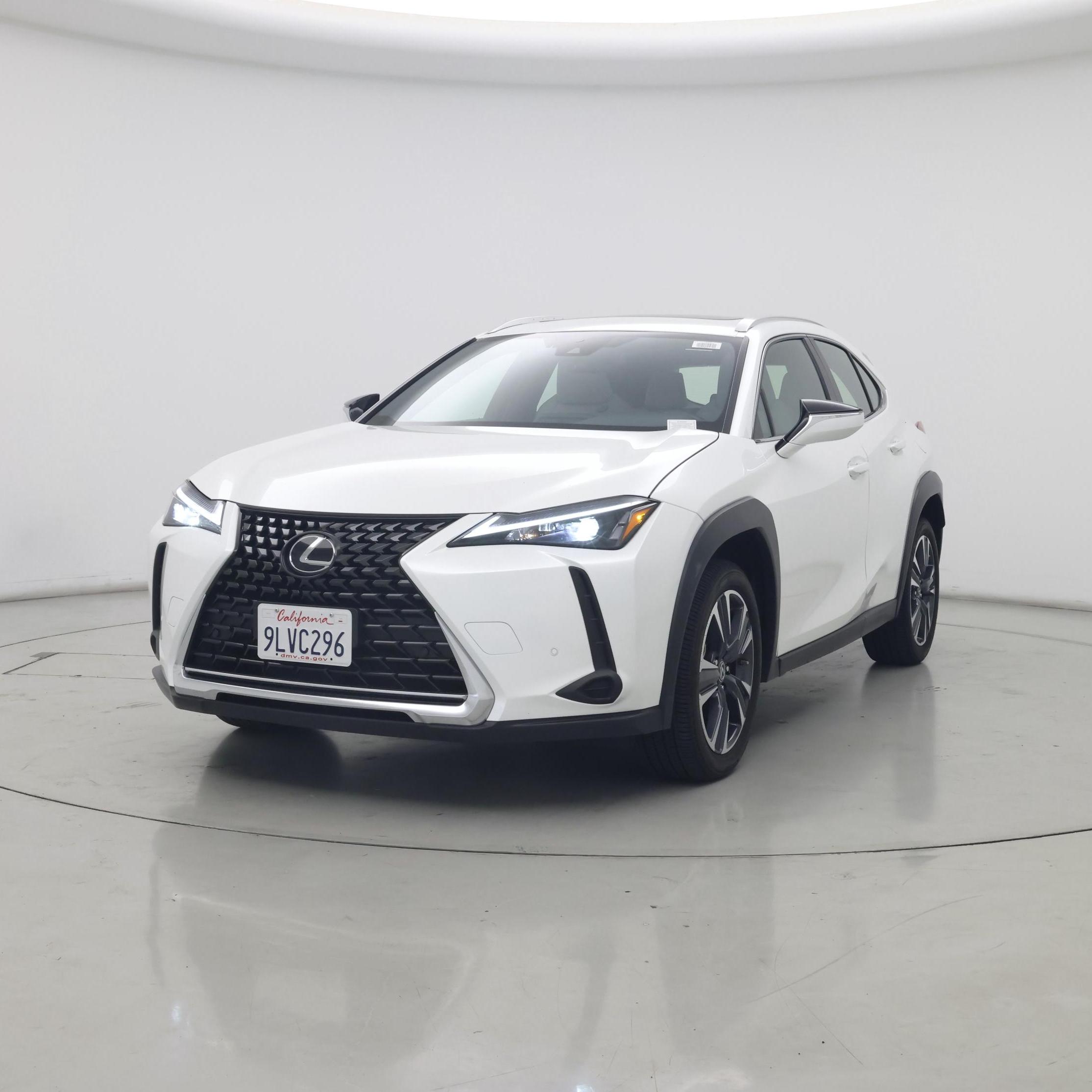 Thumbnail: 2024 Lexus UX - 4