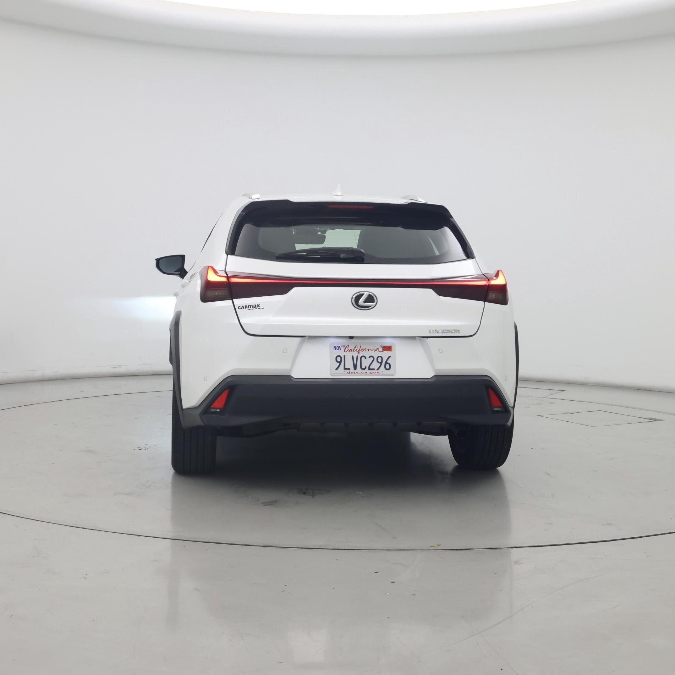 Thumbnail: 2024 Lexus UX - 6