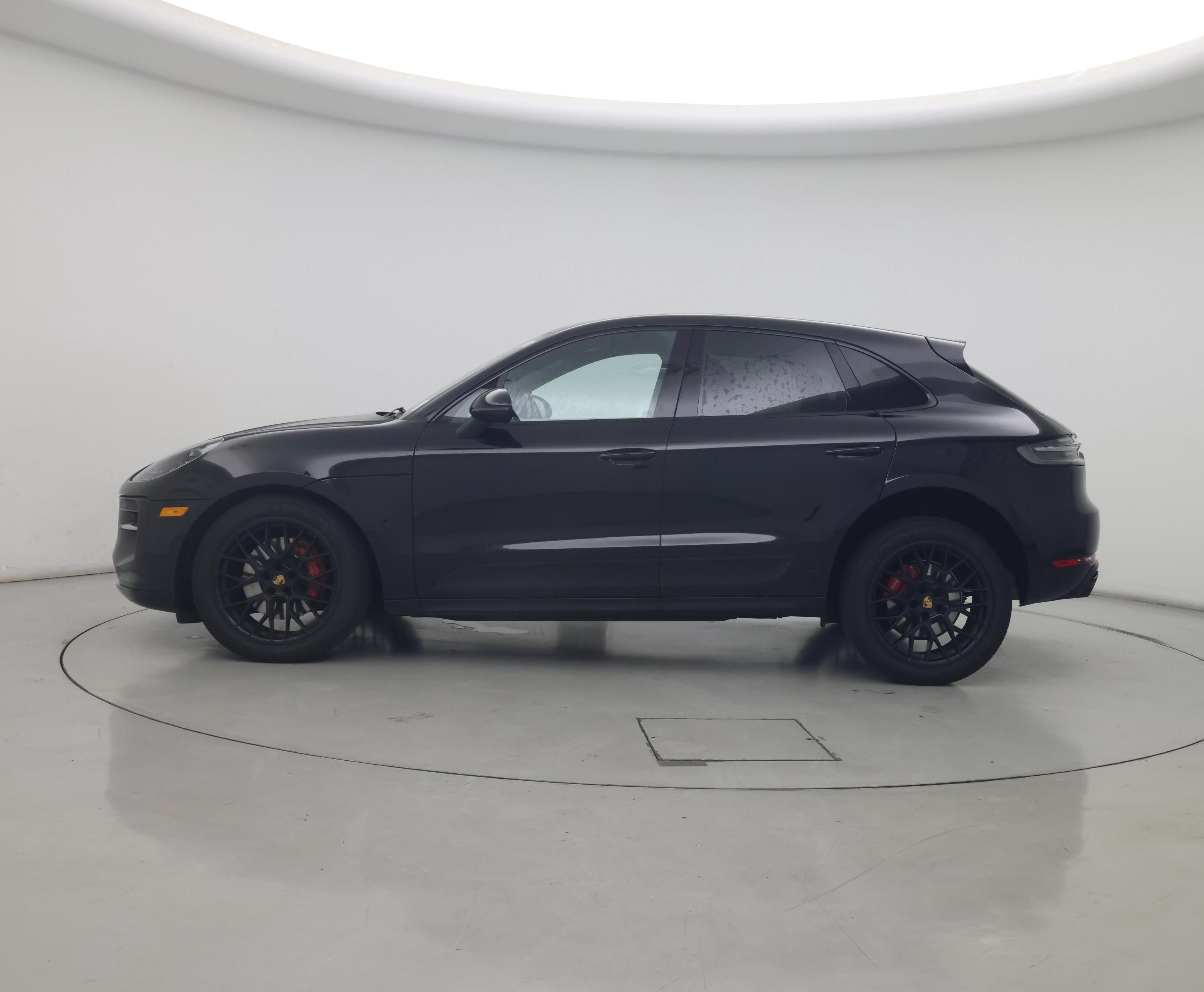 Thumbnail: 2020 Porsche Macan - 3