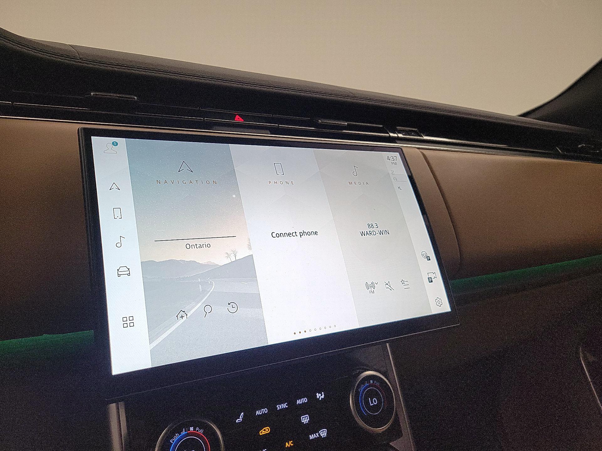 Thumbnail: 2023 Land Rover Range Rover - 16