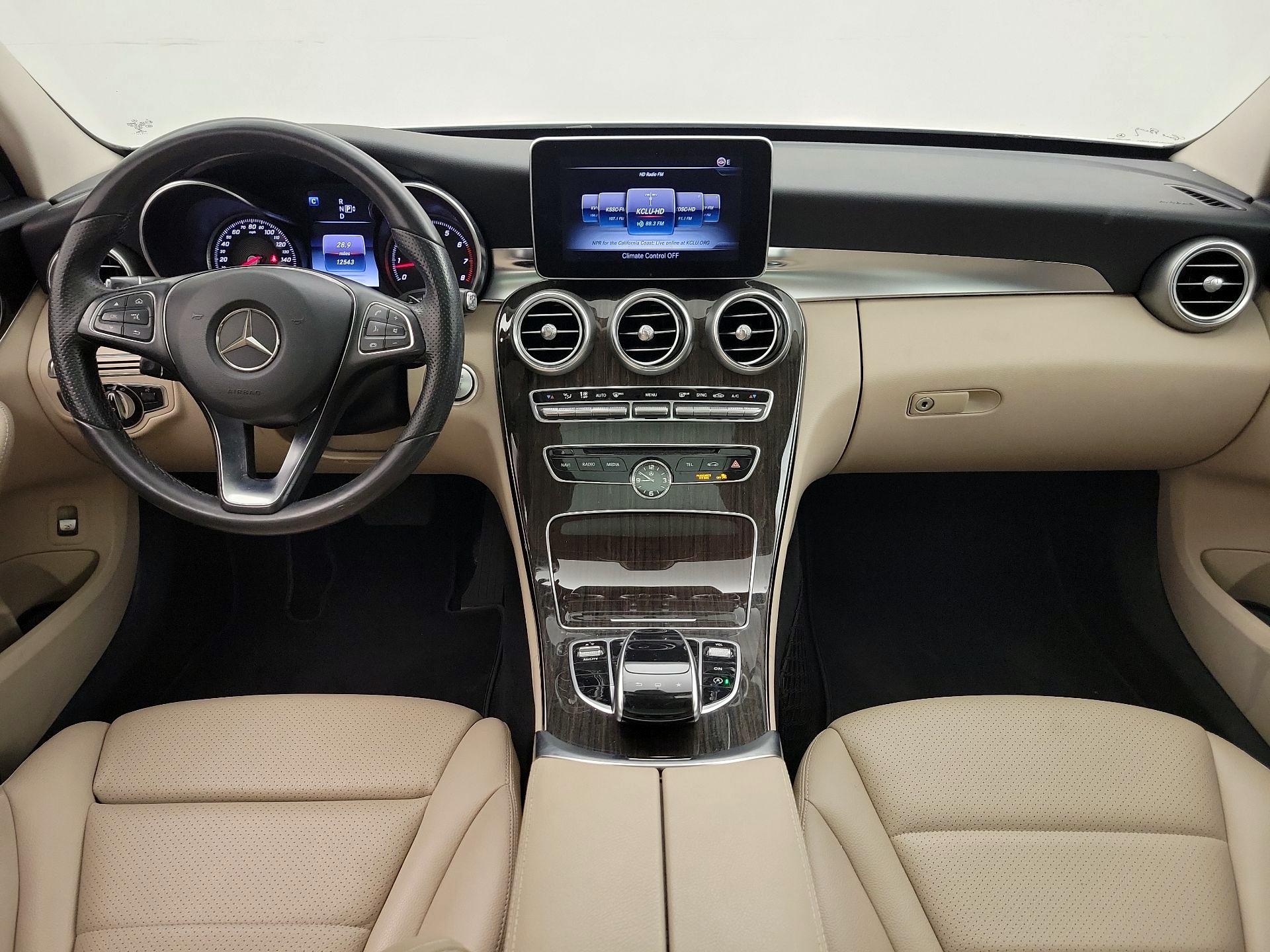 Thumbnail: 2015 Mercedes-Benz C-Class - 9