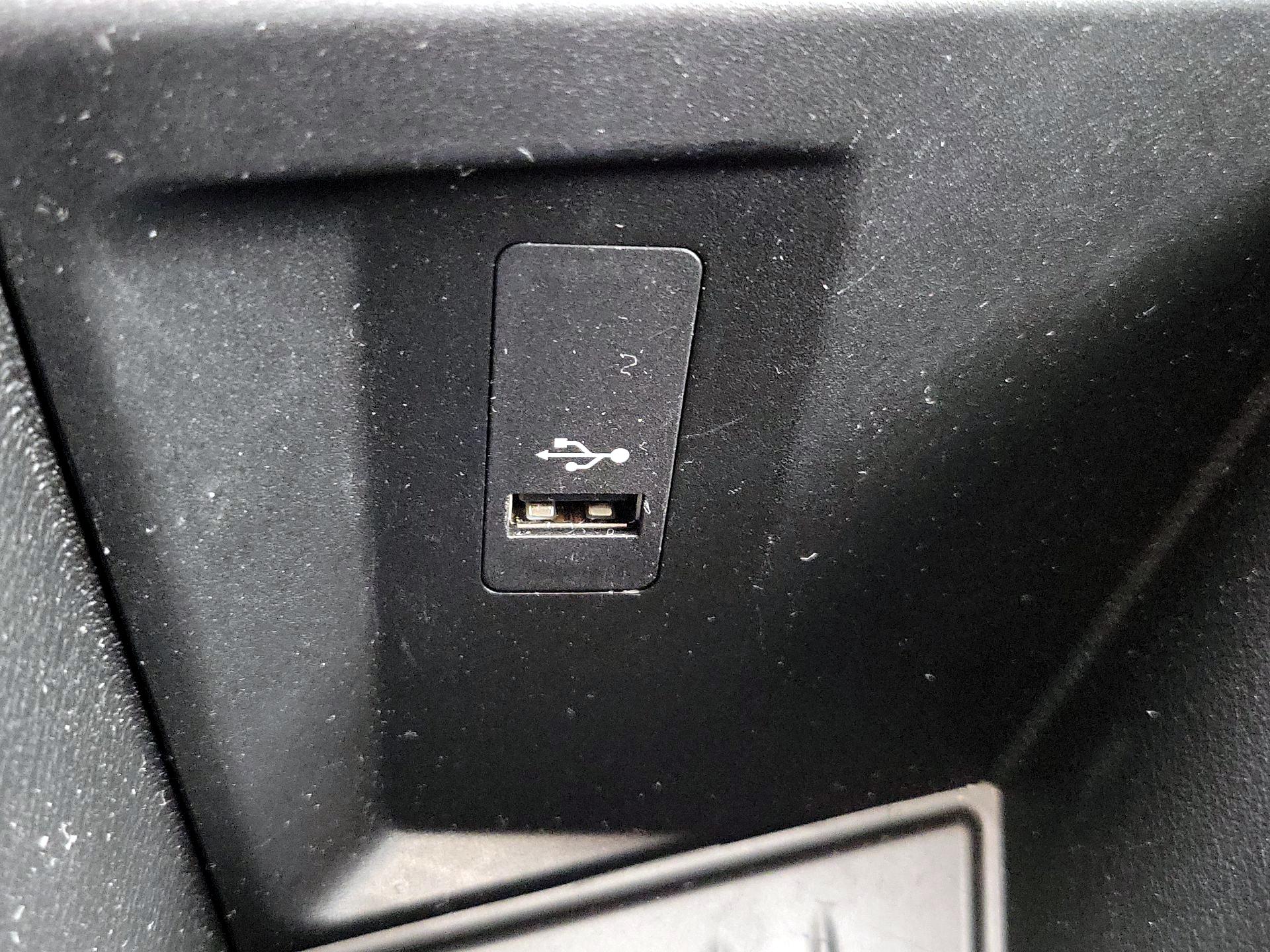 Thumbnail: 2018 BMW X1 - 19