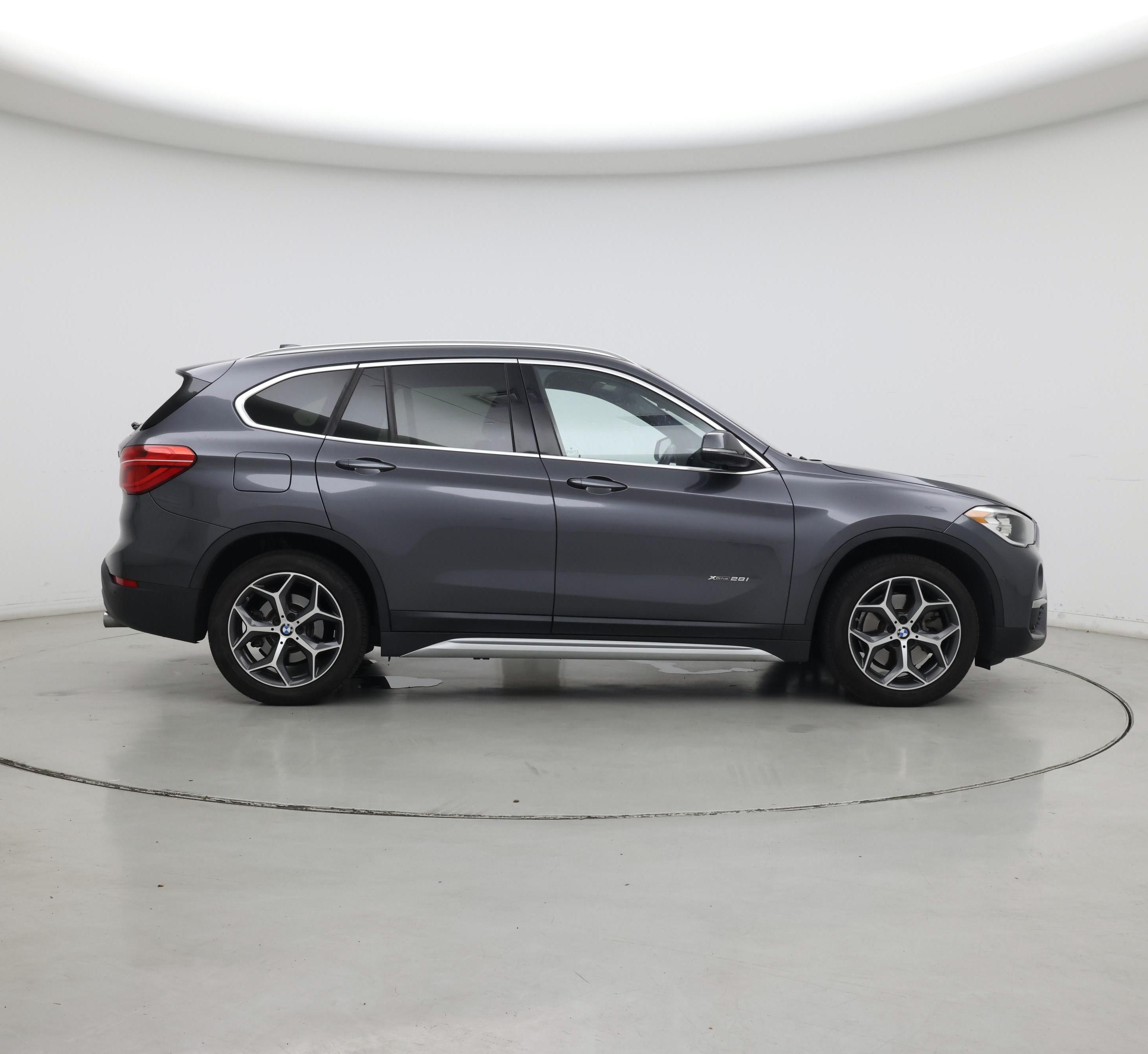Thumbnail: 2018 BMW X1 - 7