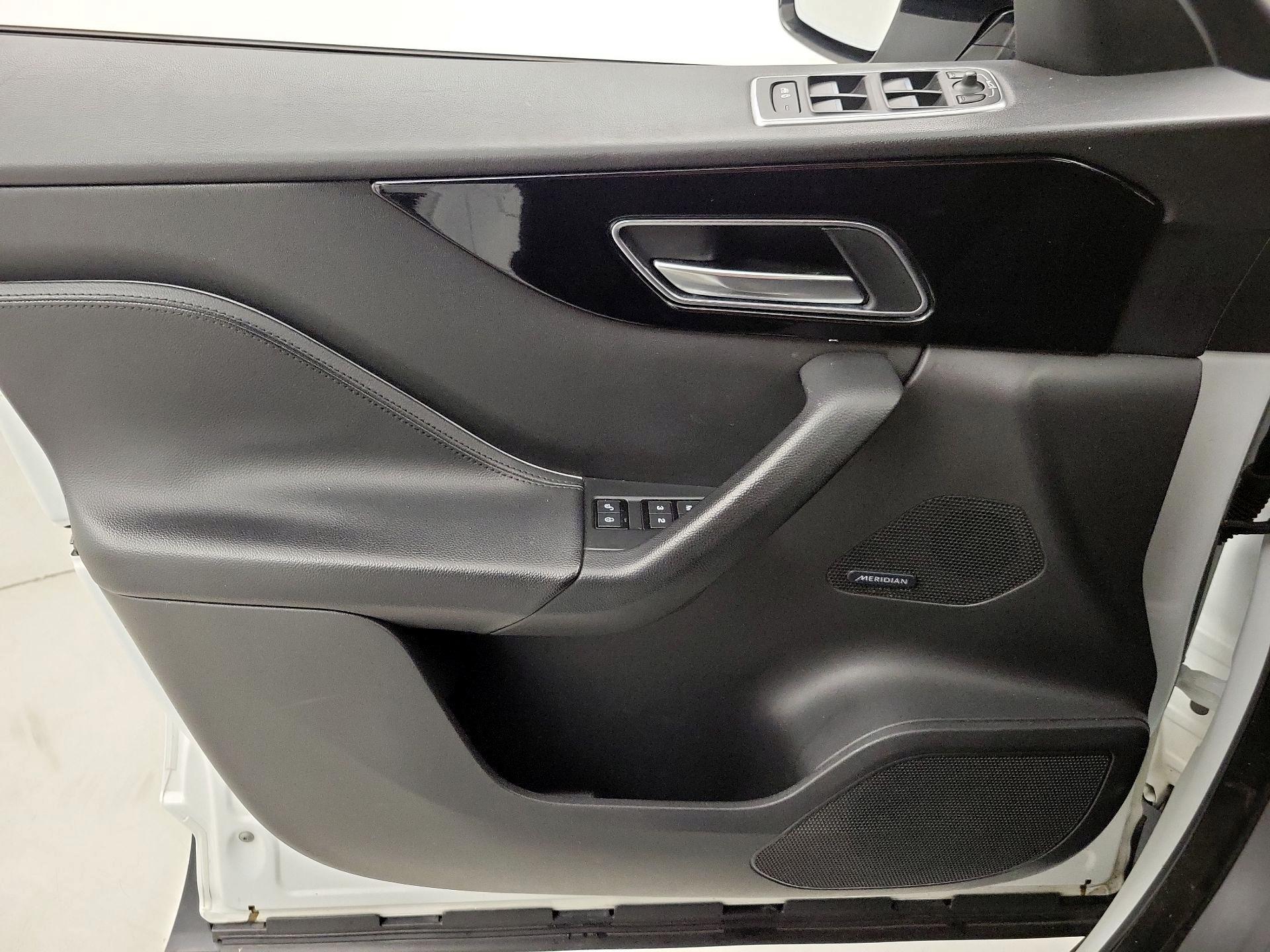 Thumbnail: 2018 Jaguar F-Pace - 12