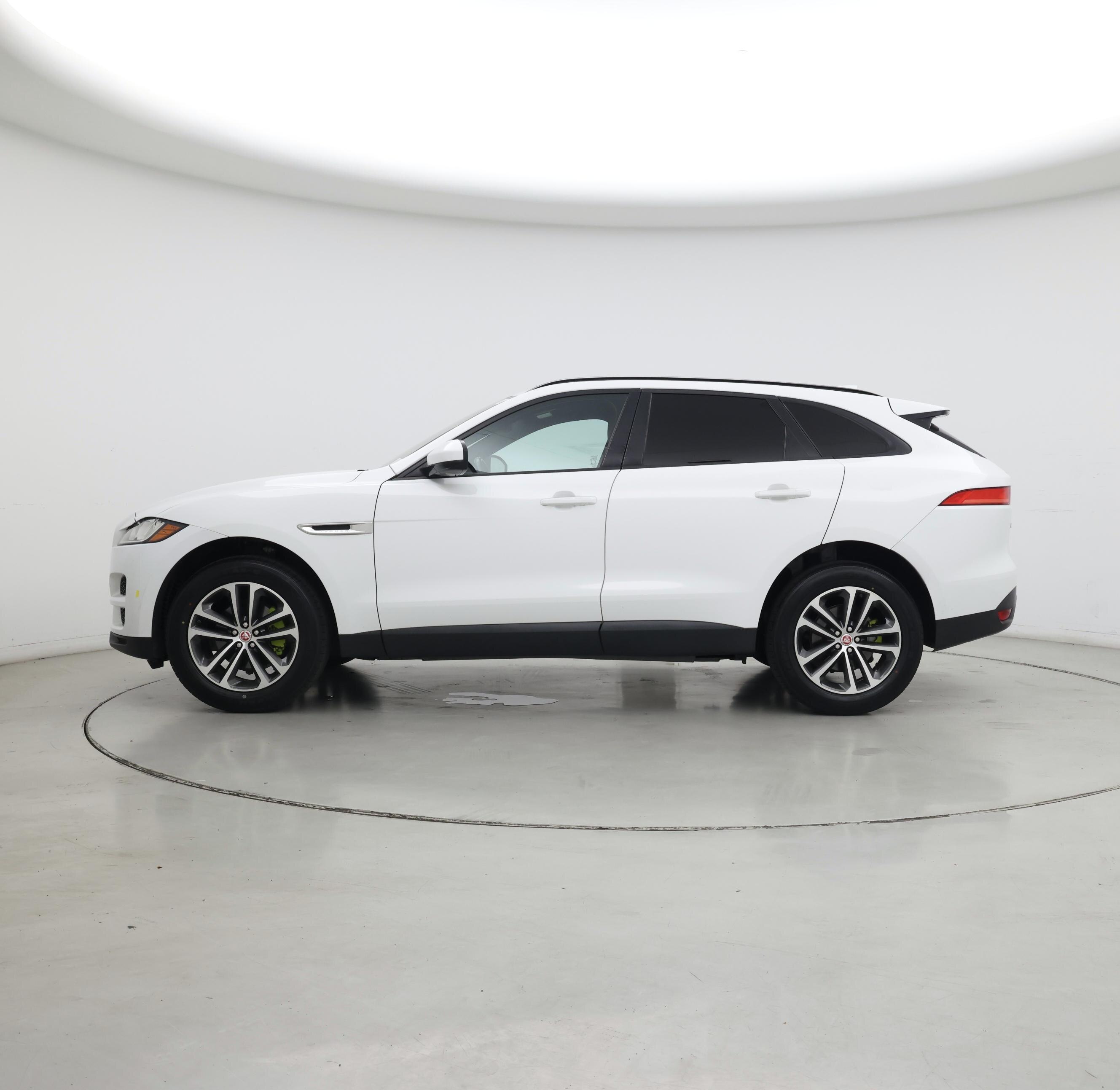 Thumbnail: 2018 Jaguar F-Pace - 3