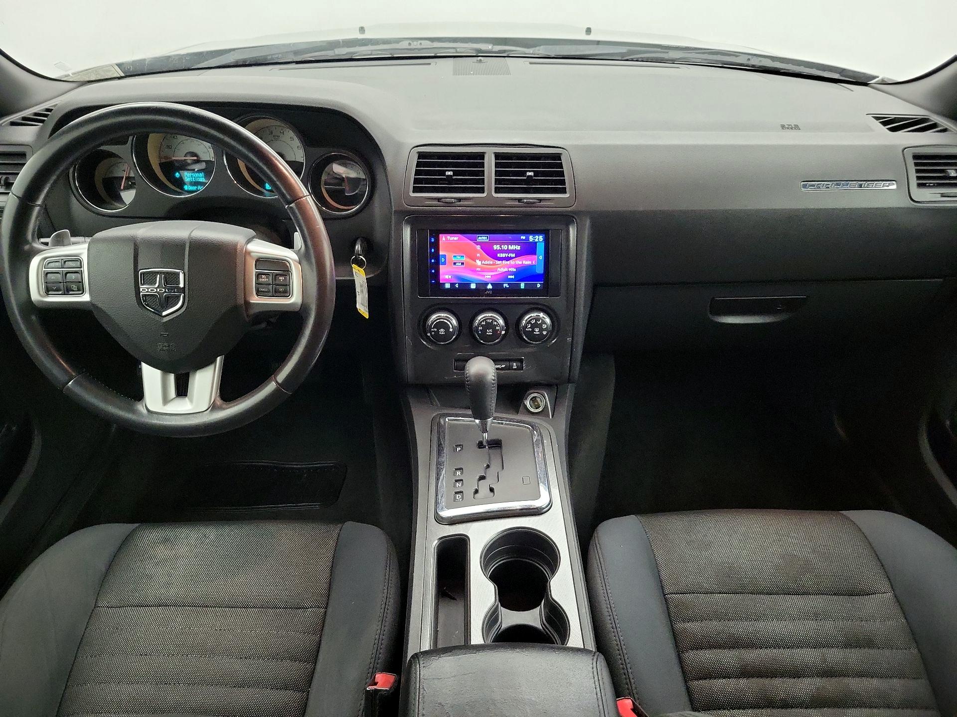 Thumbnail: 2014 Dodge Challenger - 9