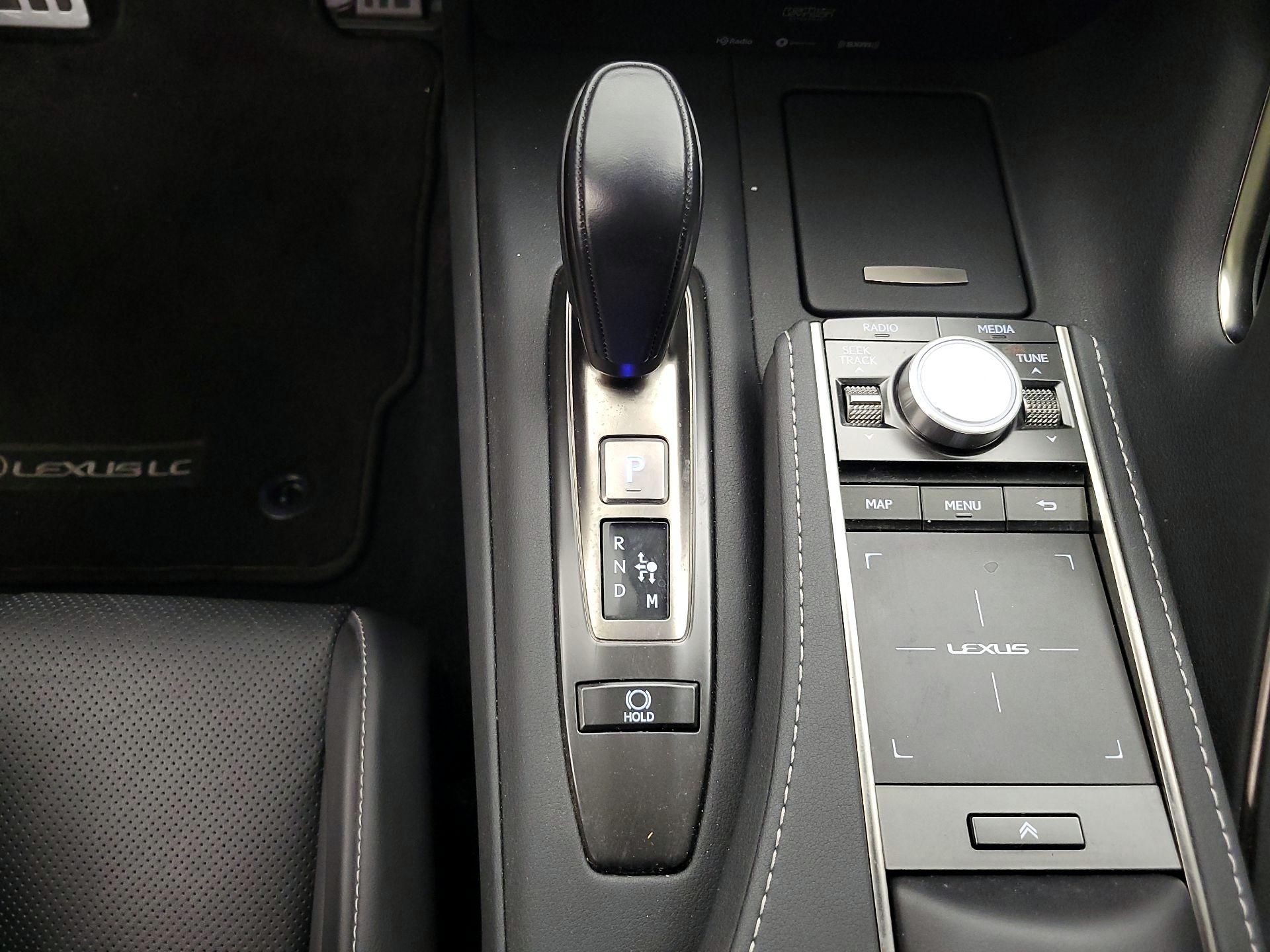 Thumbnail: 2021 Lexus LC - 17