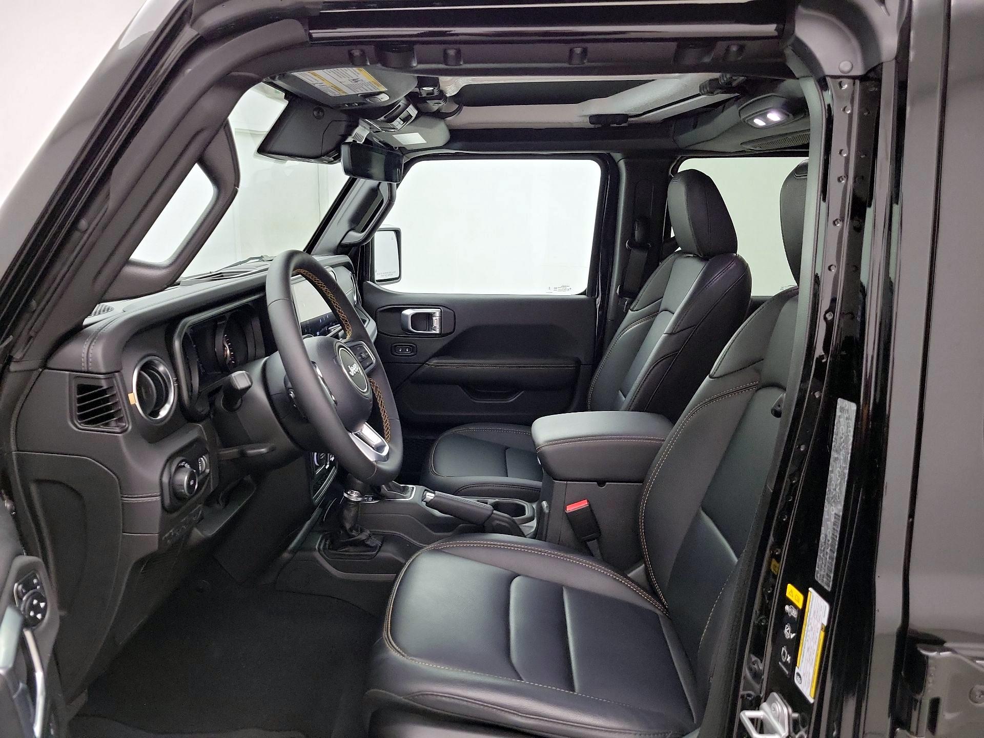 Thumbnail: 2024 Jeep Wrangler - 11