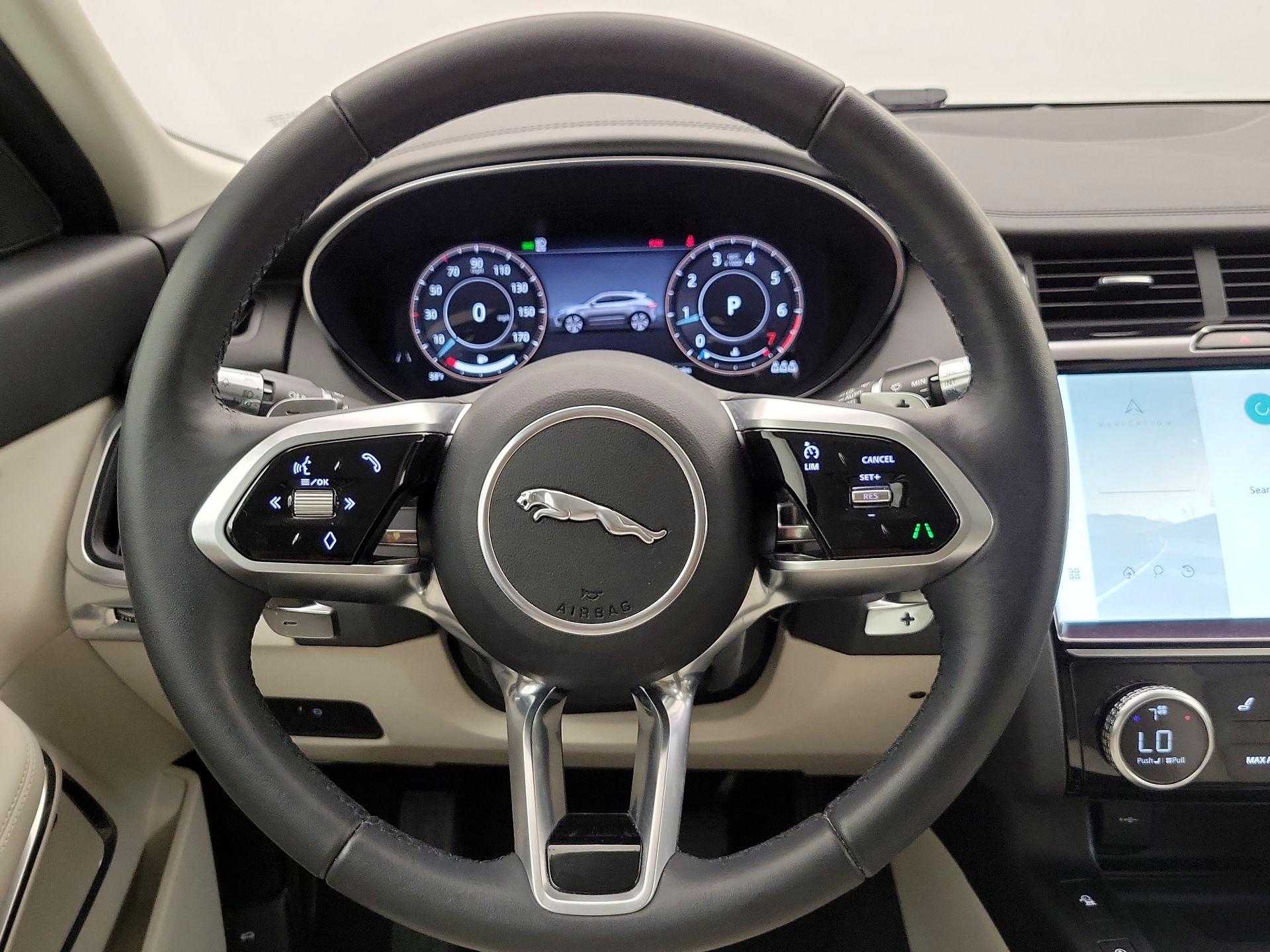Thumbnail: 2021 Jaguar E-Pace - 10