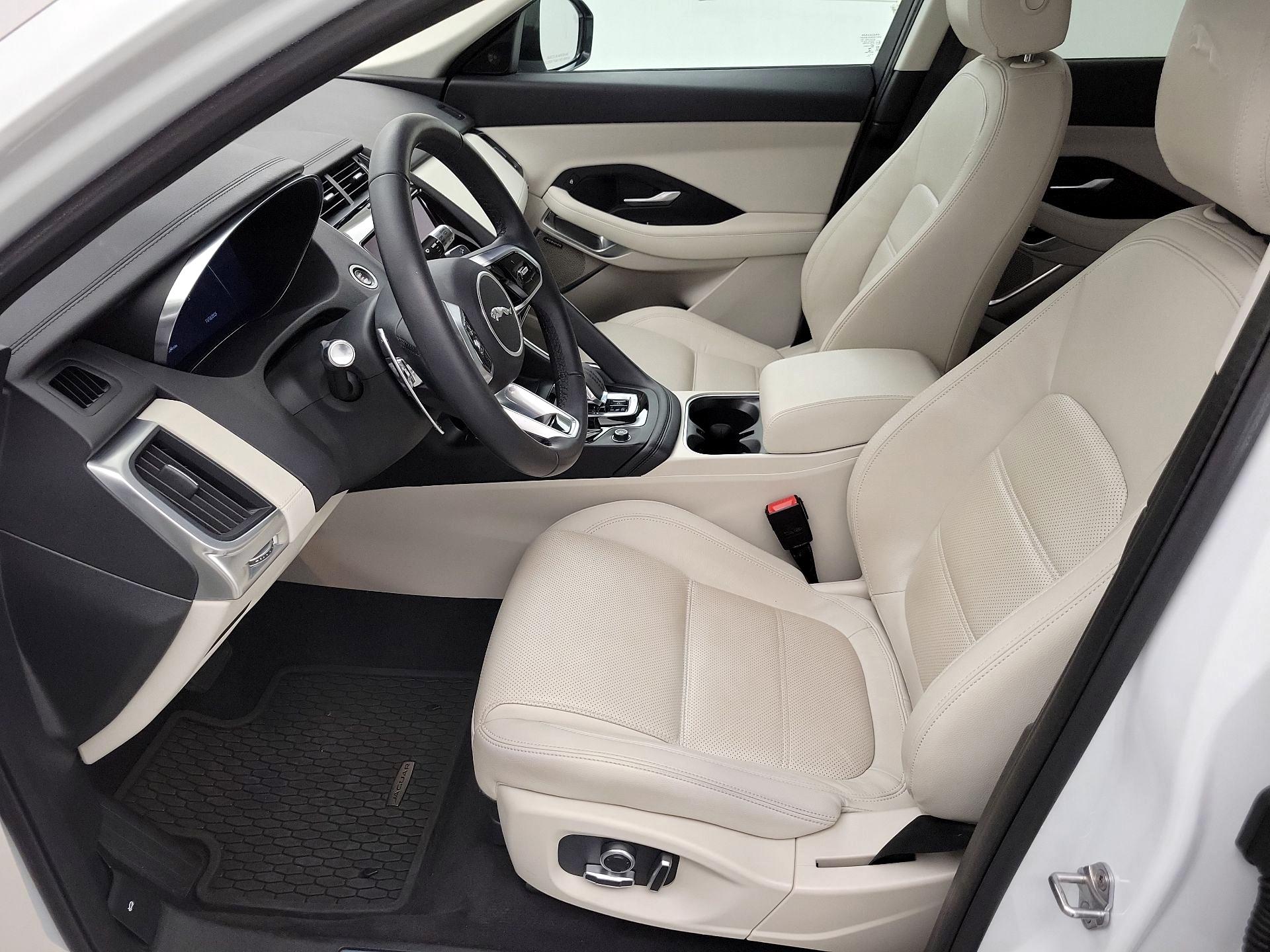 Thumbnail: 2021 Jaguar E-Pace - 11