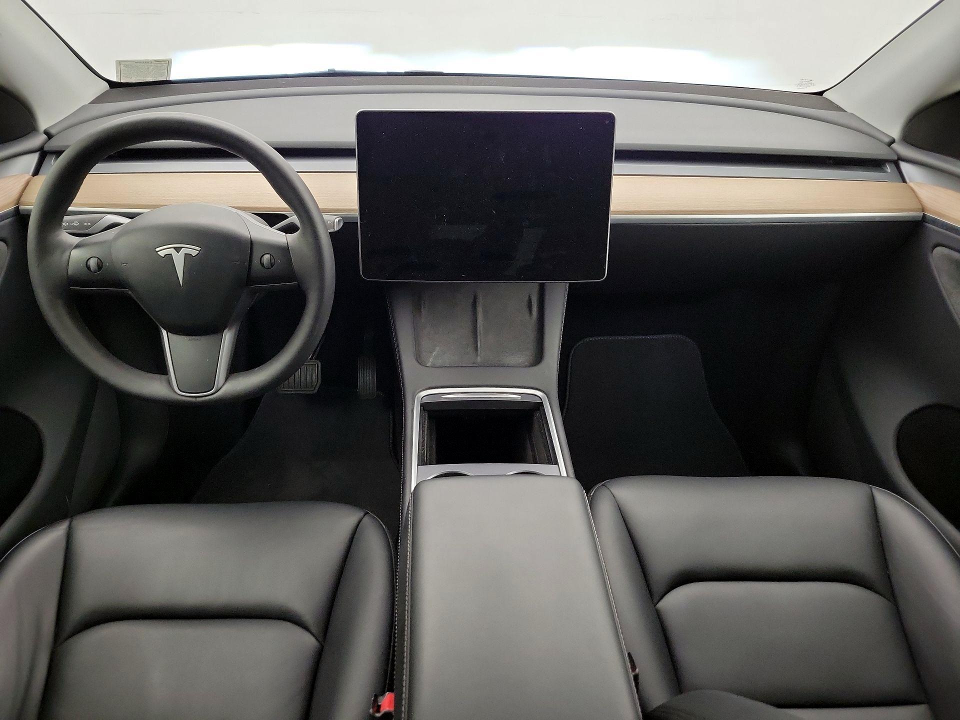 Thumbnail: 2024 Tesla Model Y - 9