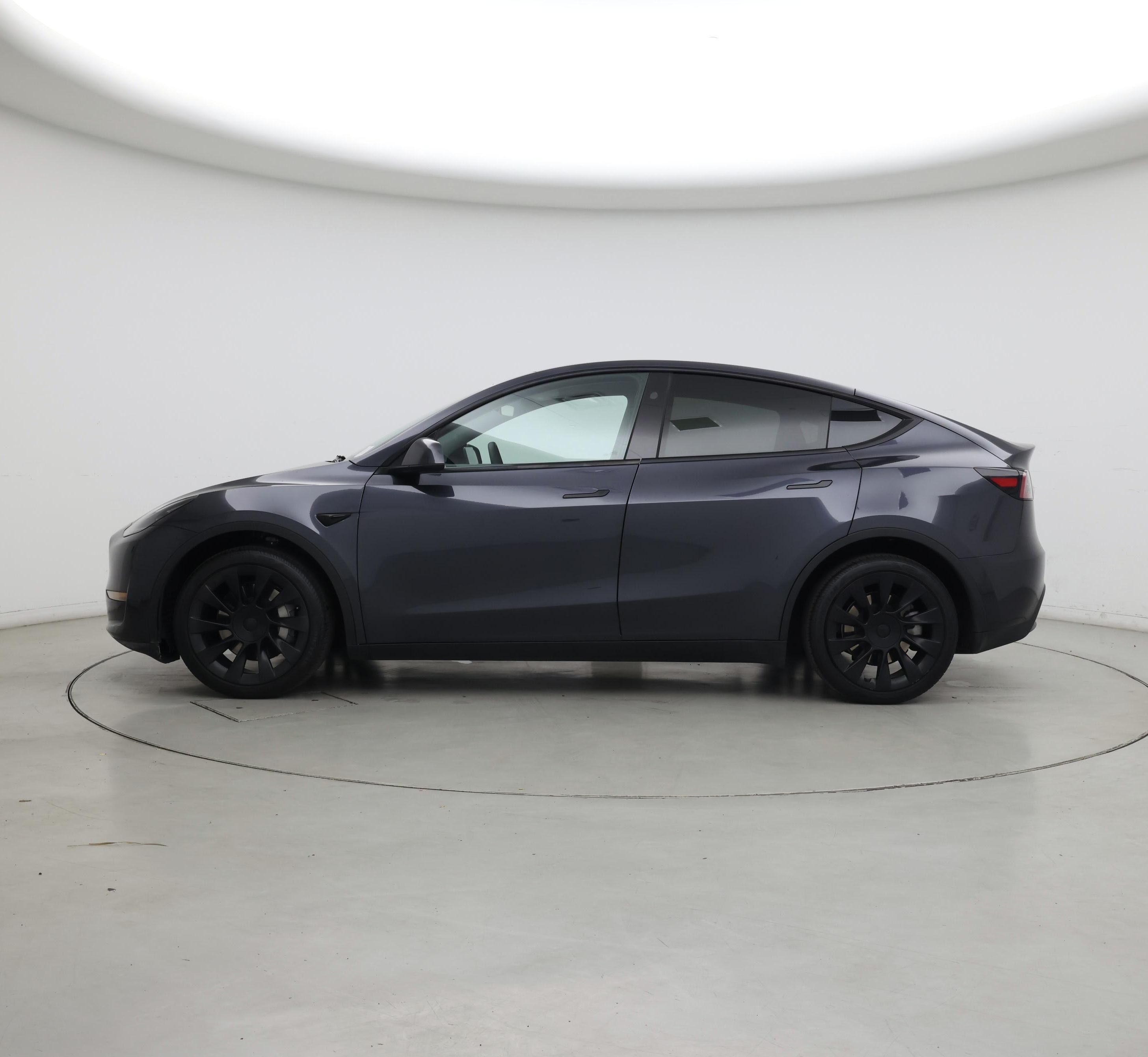 Thumbnail: 2024 Tesla Model Y - 3