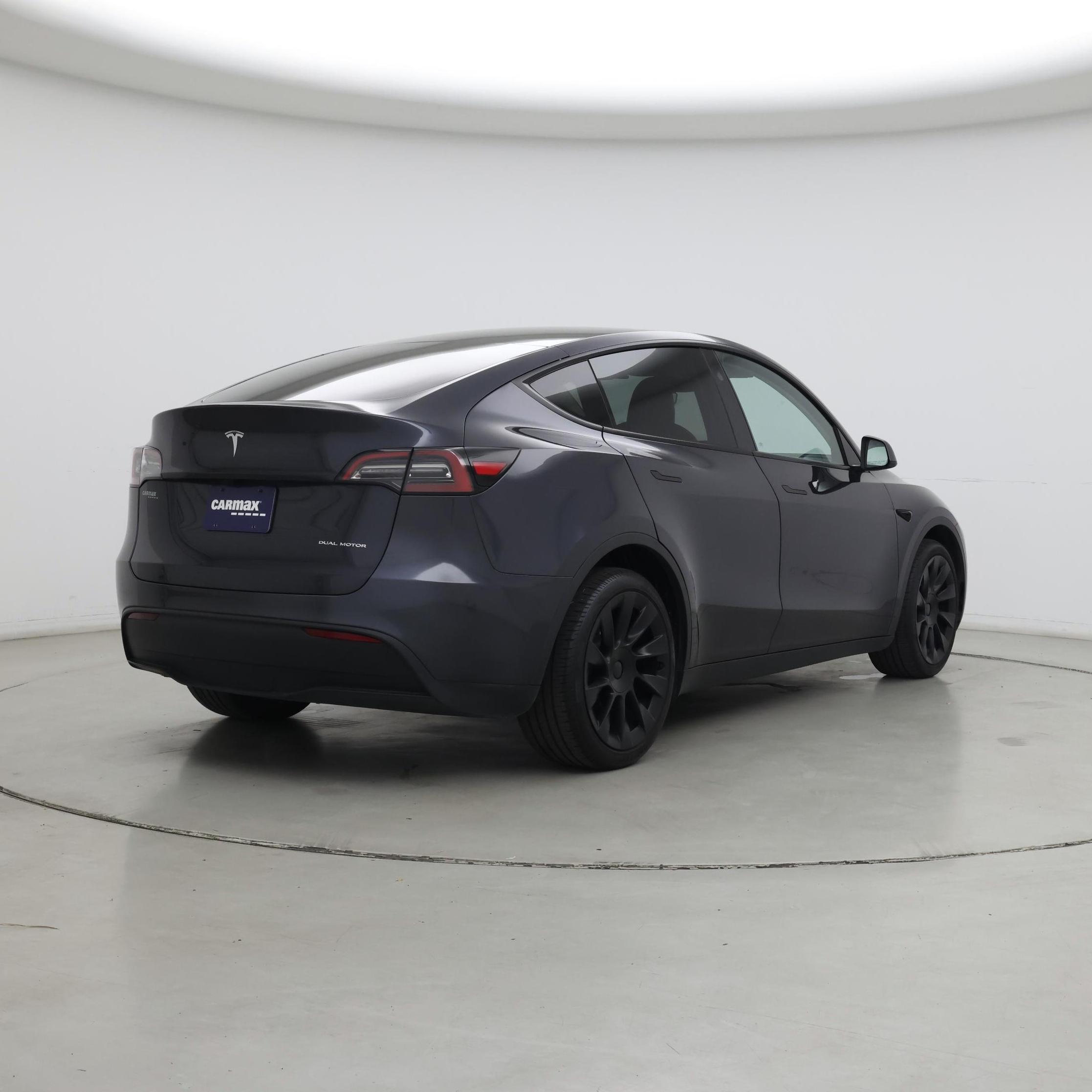Thumbnail: 2024 Tesla Model Y - 8