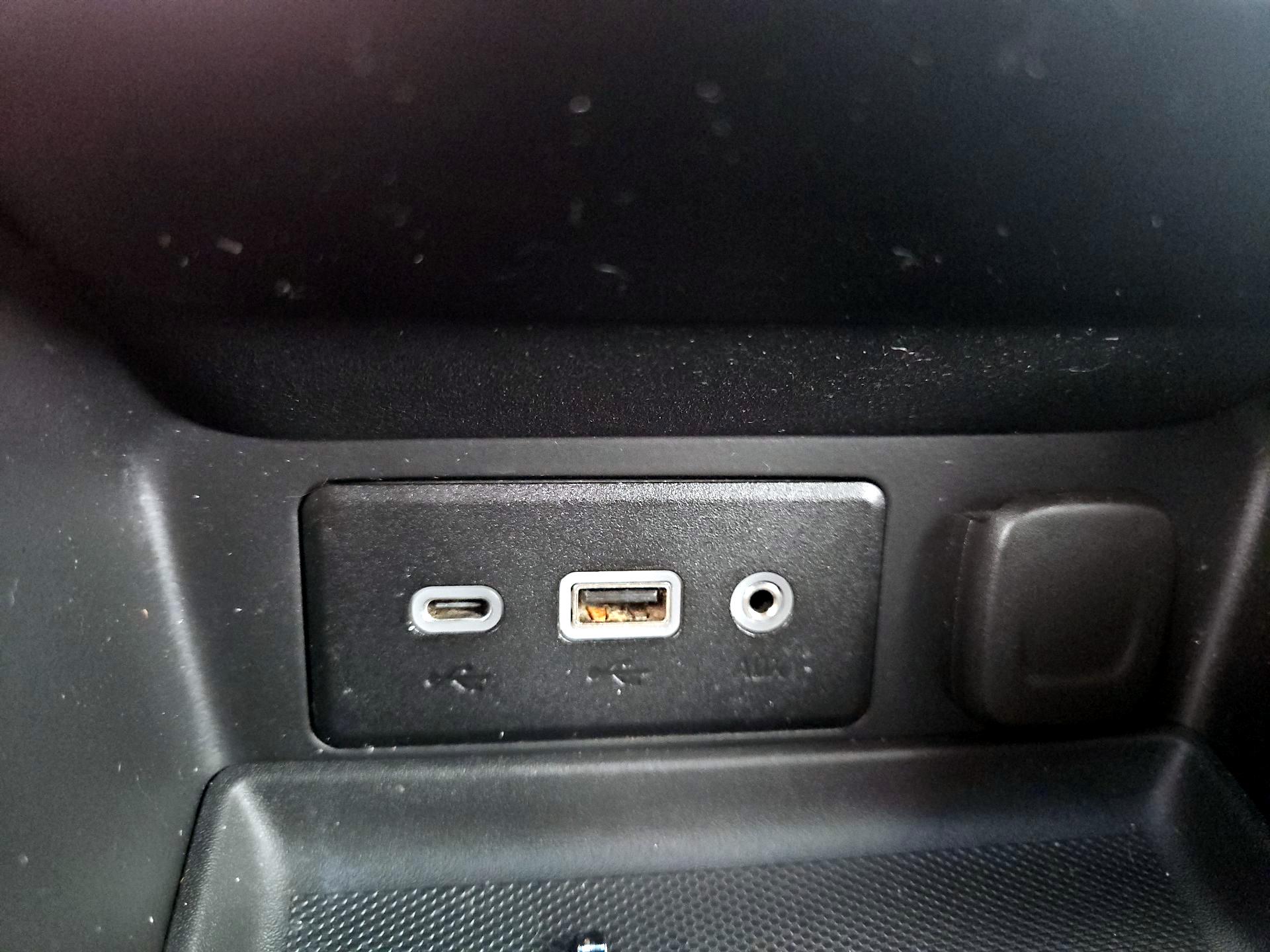 Thumbnail: 2023 GMC Terrain - 18