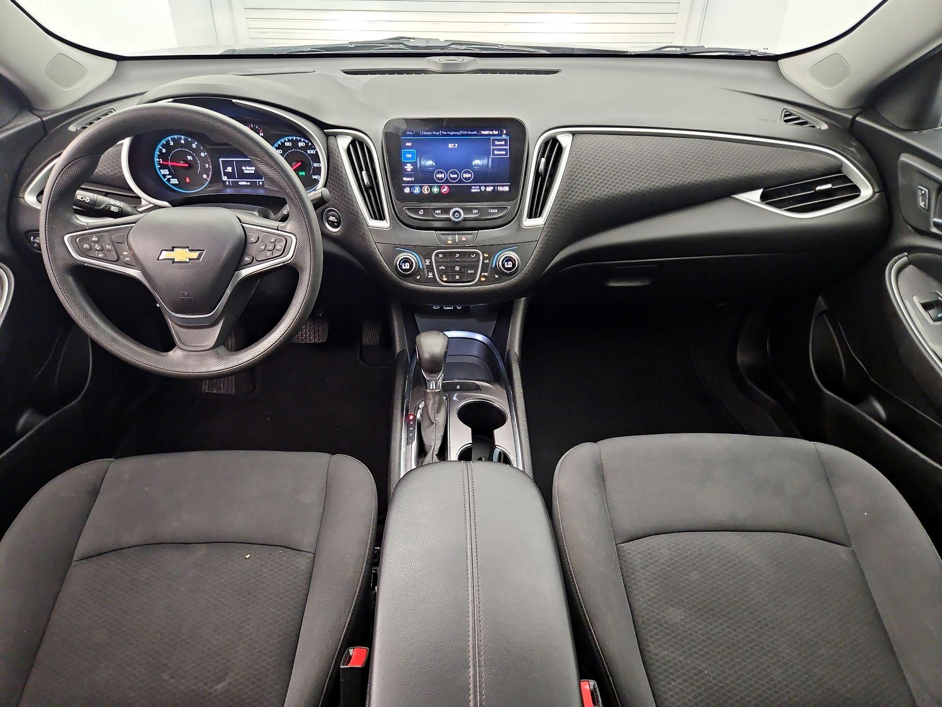 Thumbnail: 2023 Chevrolet Malibu - 9