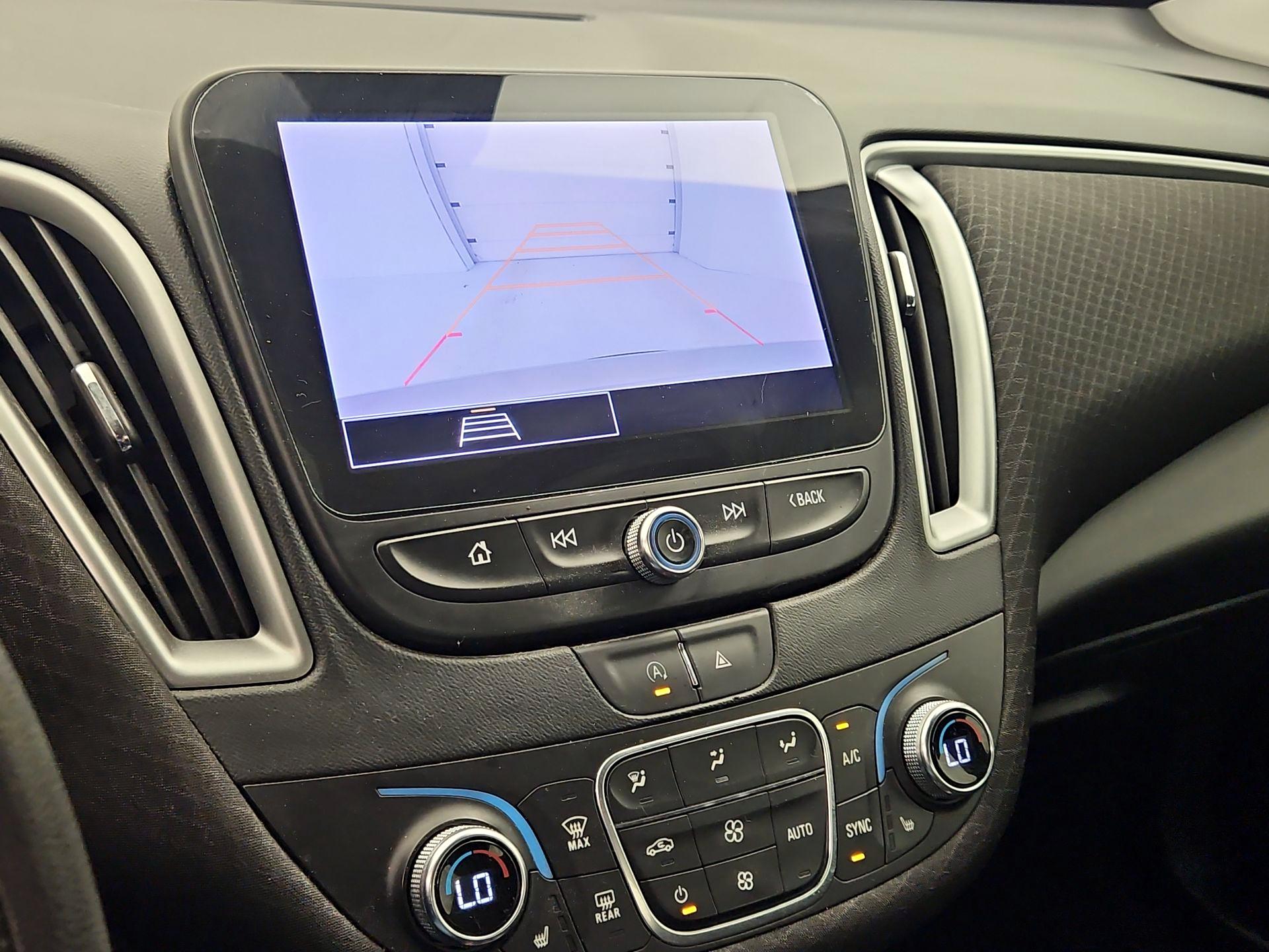 Thumbnail: 2023 Chevrolet Malibu - 14