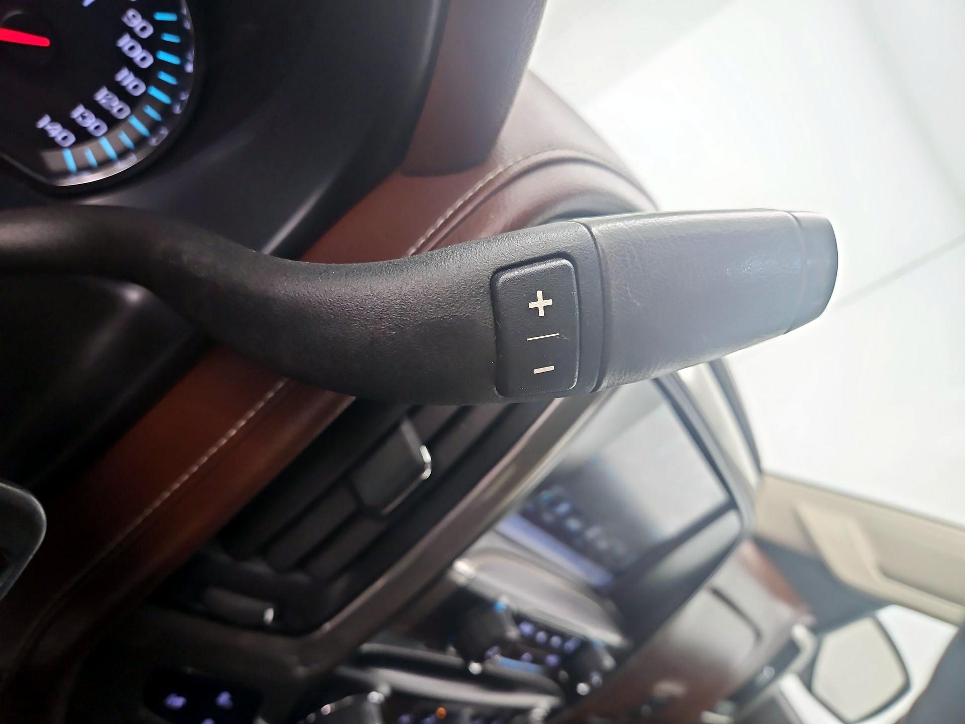 Thumbnail: 2016 Chevrolet Silverado 1500 - 18