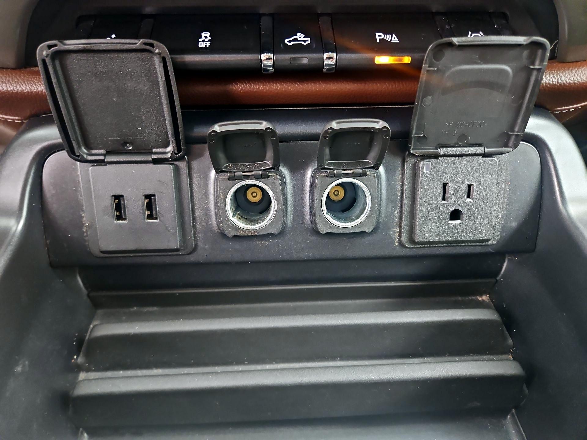 Thumbnail: 2016 Chevrolet Silverado 1500 - 19