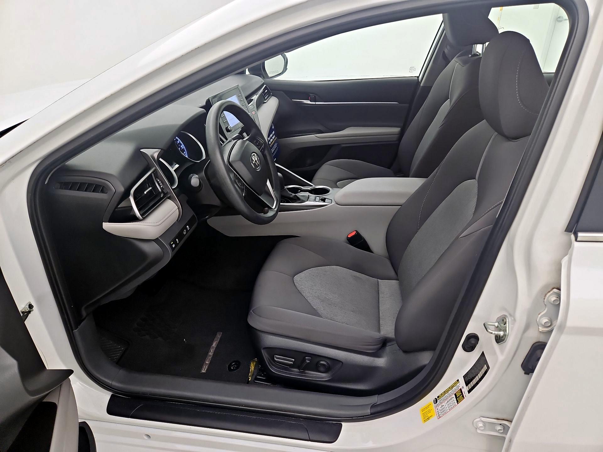 Thumbnail: 2023 Toyota Camry - 11