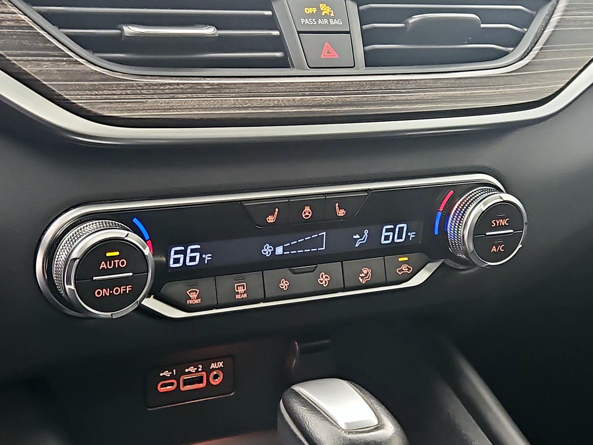Thumbnail: 2019 Nissan Altima - 16