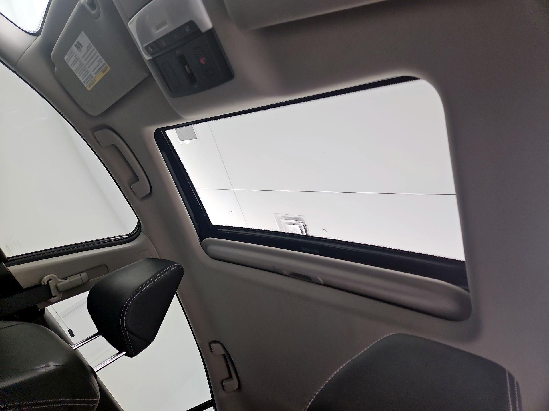 Thumbnail: 2019 Nissan Altima - 19