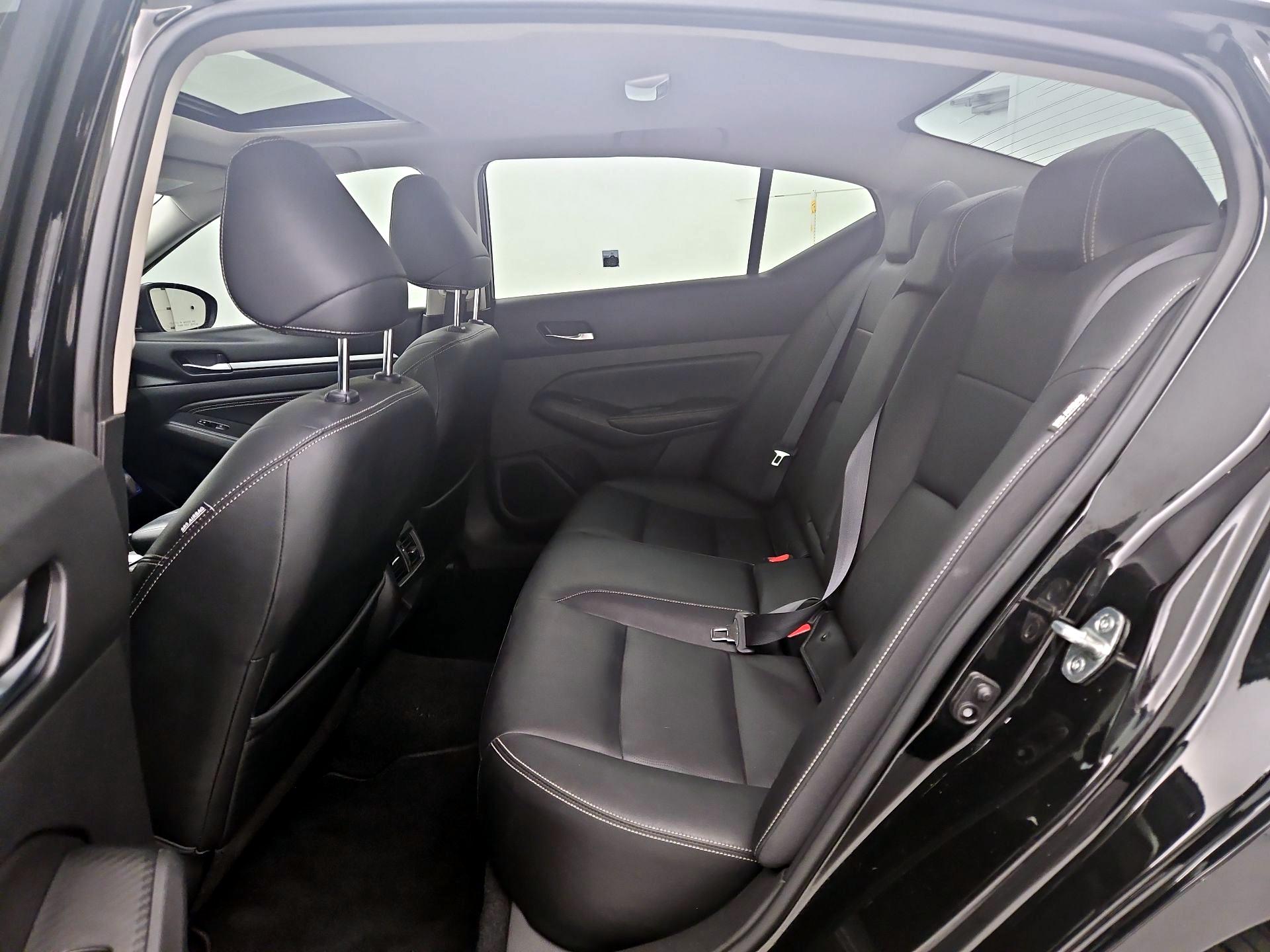 Thumbnail: 2019 Nissan Altima - 20
