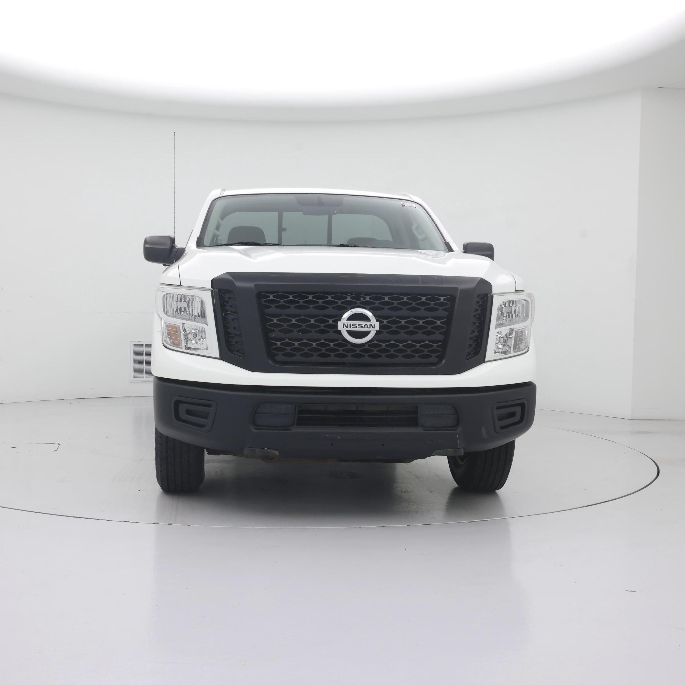 Thumbnail: 2017 Nissan Titan - 5