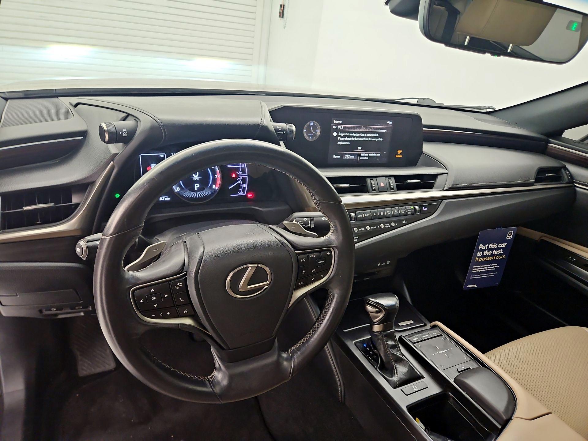 Thumbnail: 2019 Lexus ES - 9