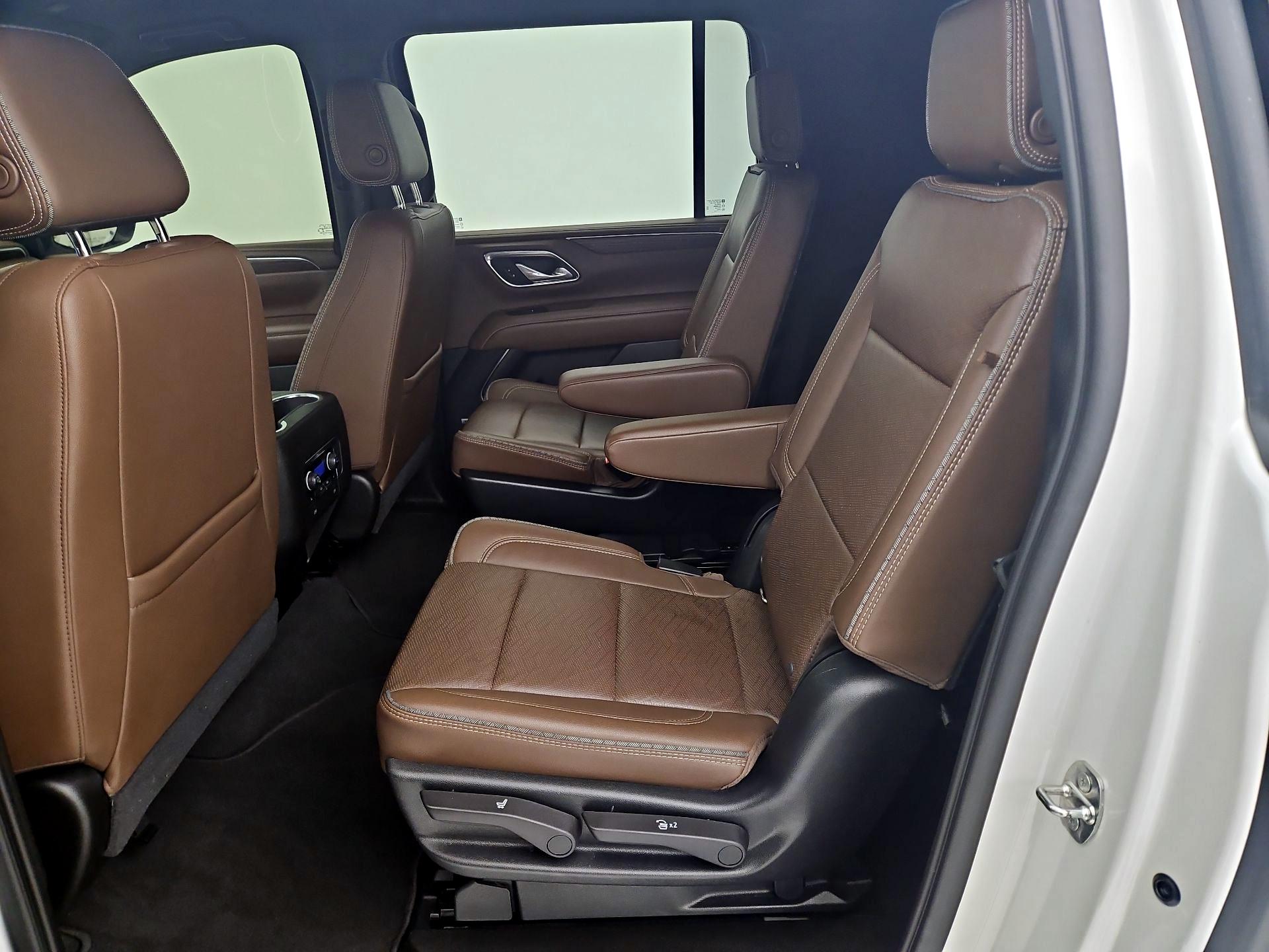 Thumbnail: 2021 Chevrolet Suburban - 20