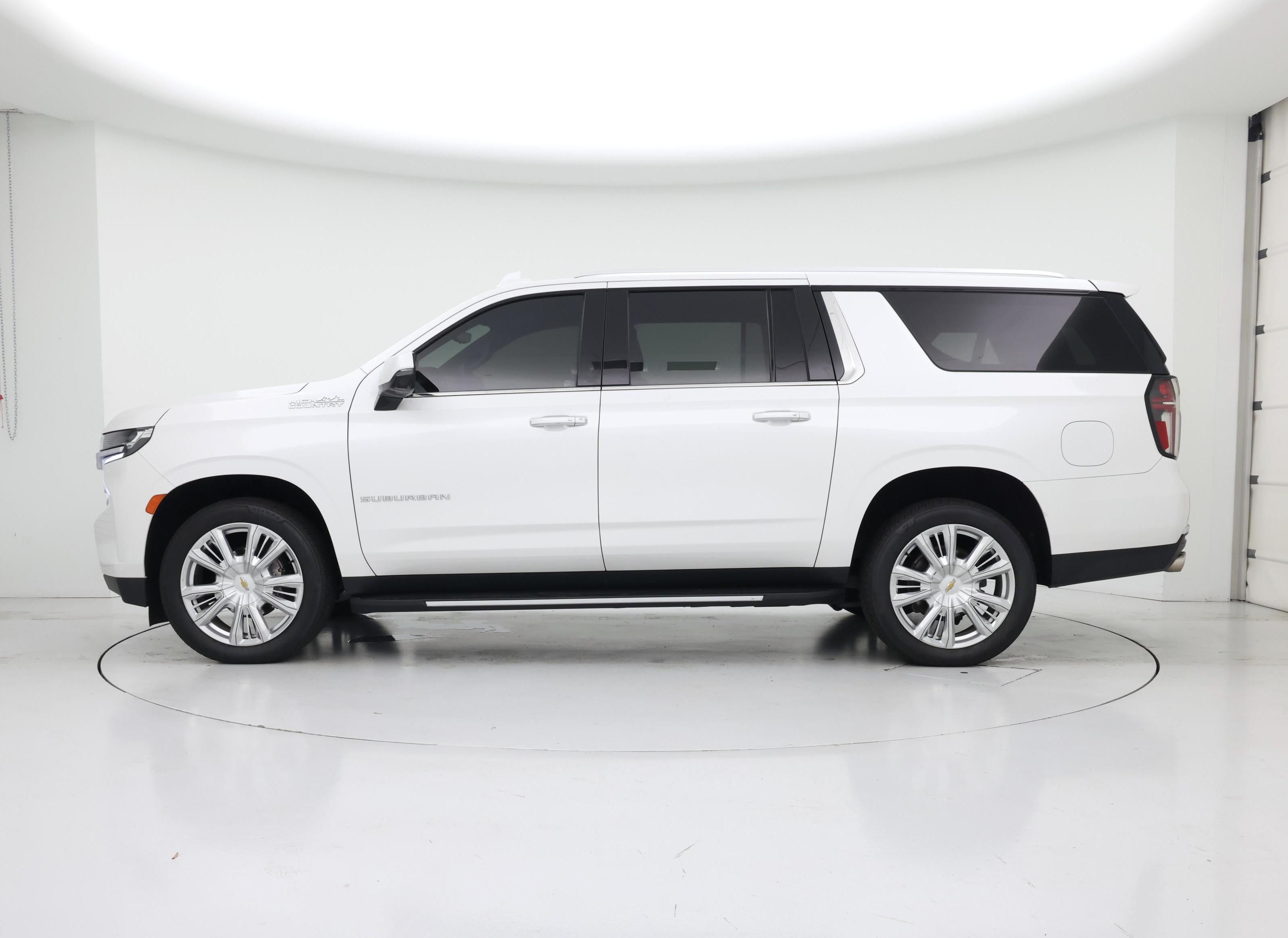 Thumbnail: 2021 Chevrolet Suburban - 3
