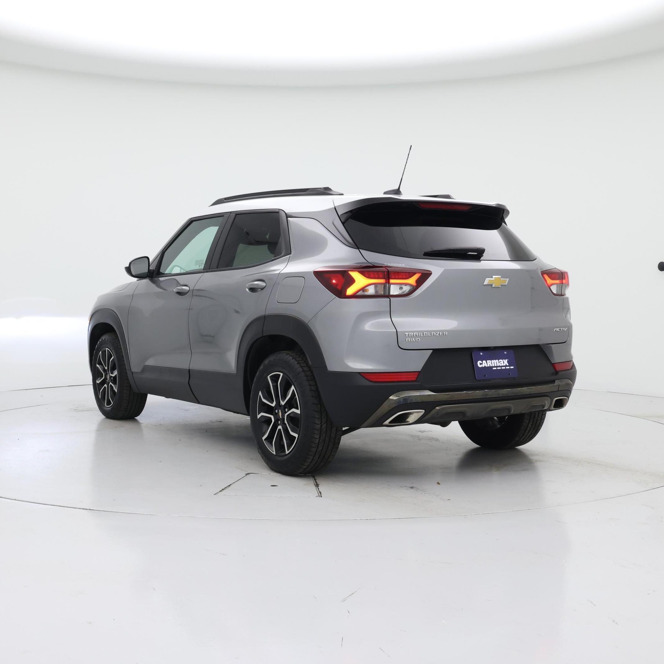 Thumbnail: 2023 Chevrolet TrailBlazer - 2