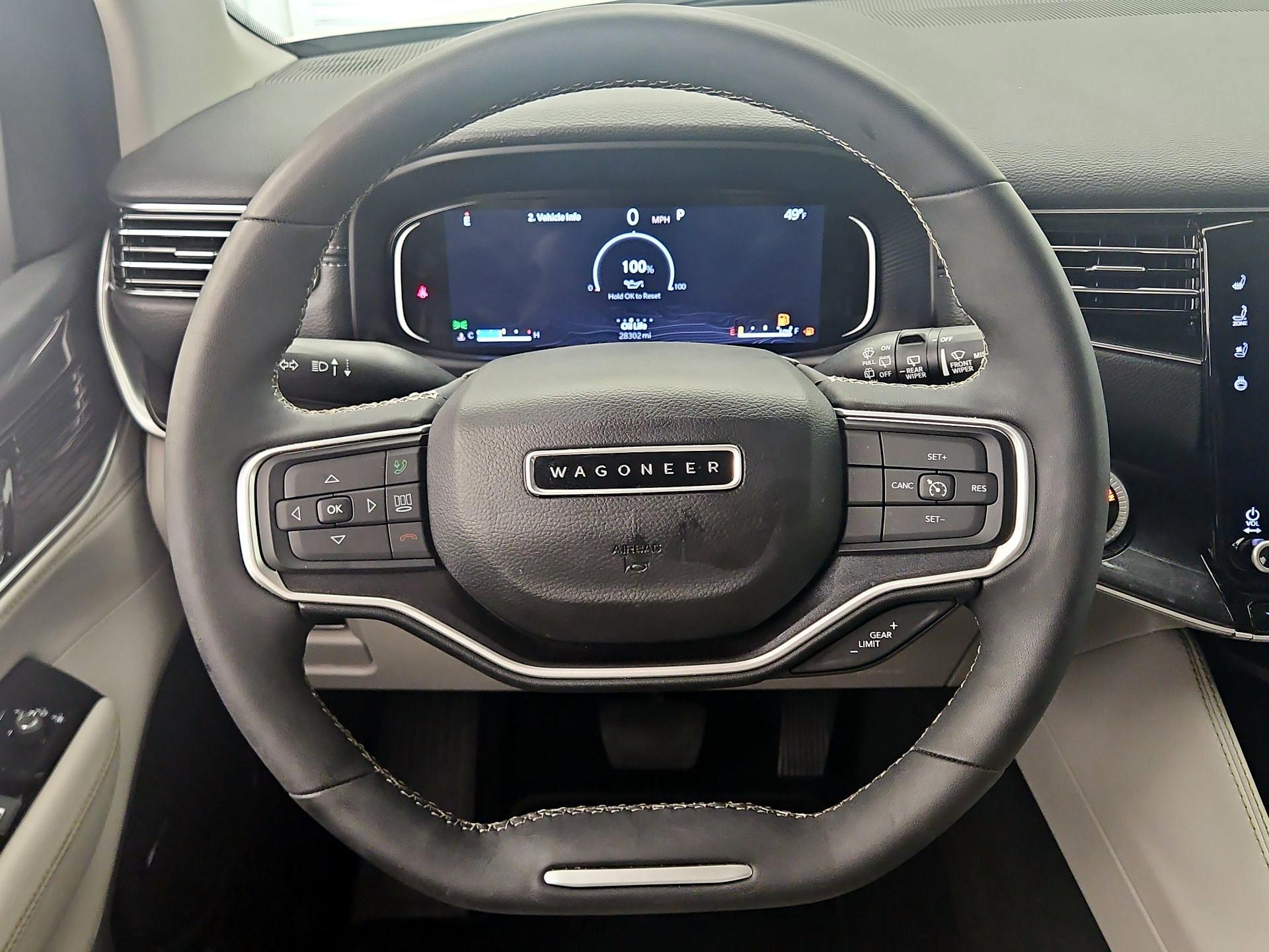 Thumbnail: 2024 Jeep Wagoneer - 10