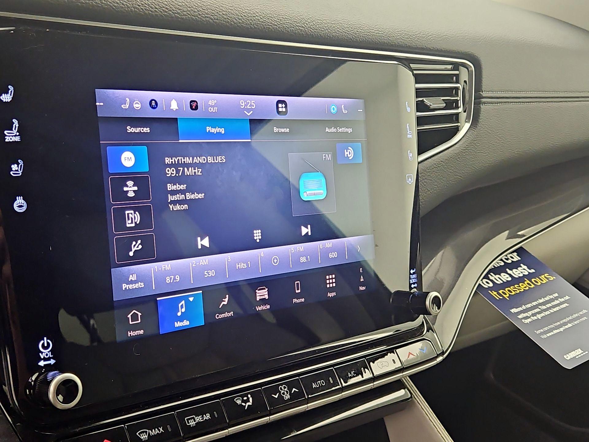 Thumbnail: 2024 Jeep Wagoneer - 16