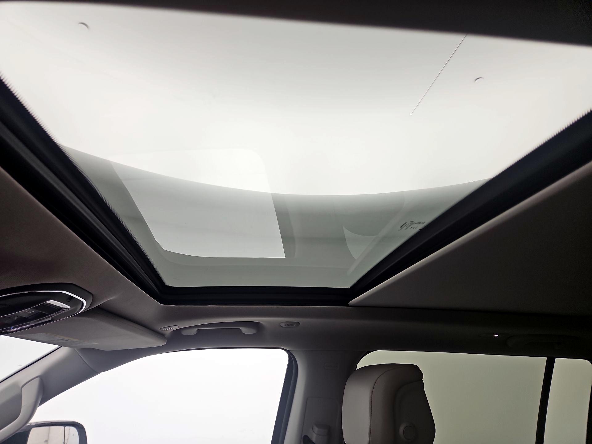 Thumbnail: 2024 Jeep Wagoneer - 20